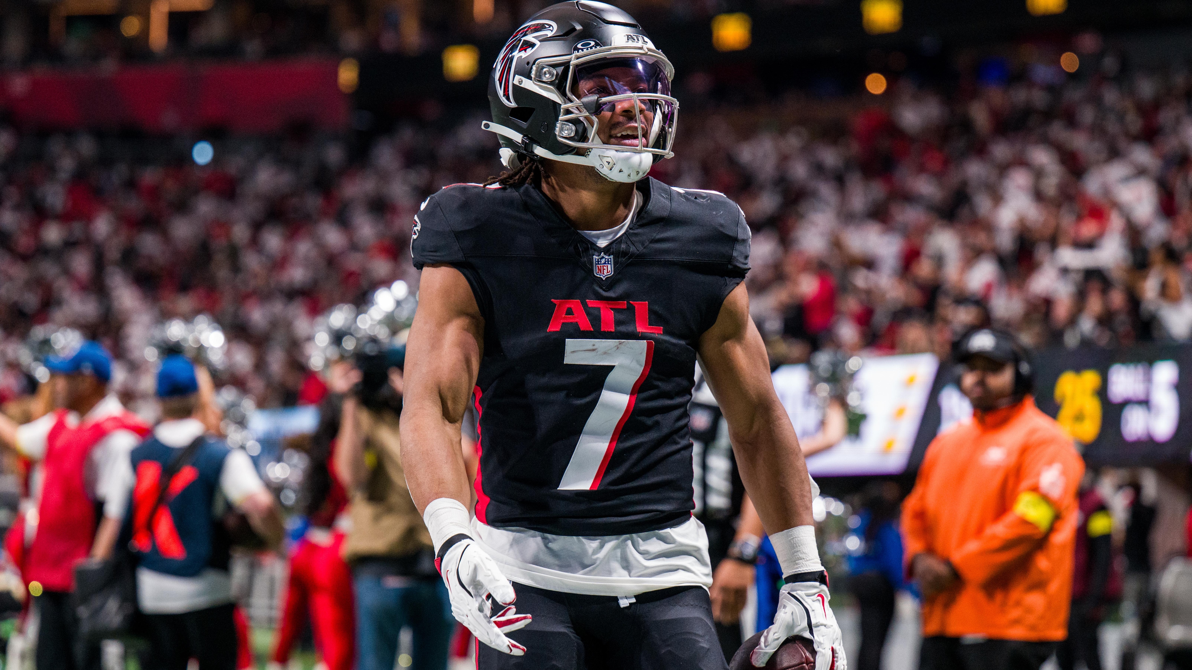 Saints Falcons Football