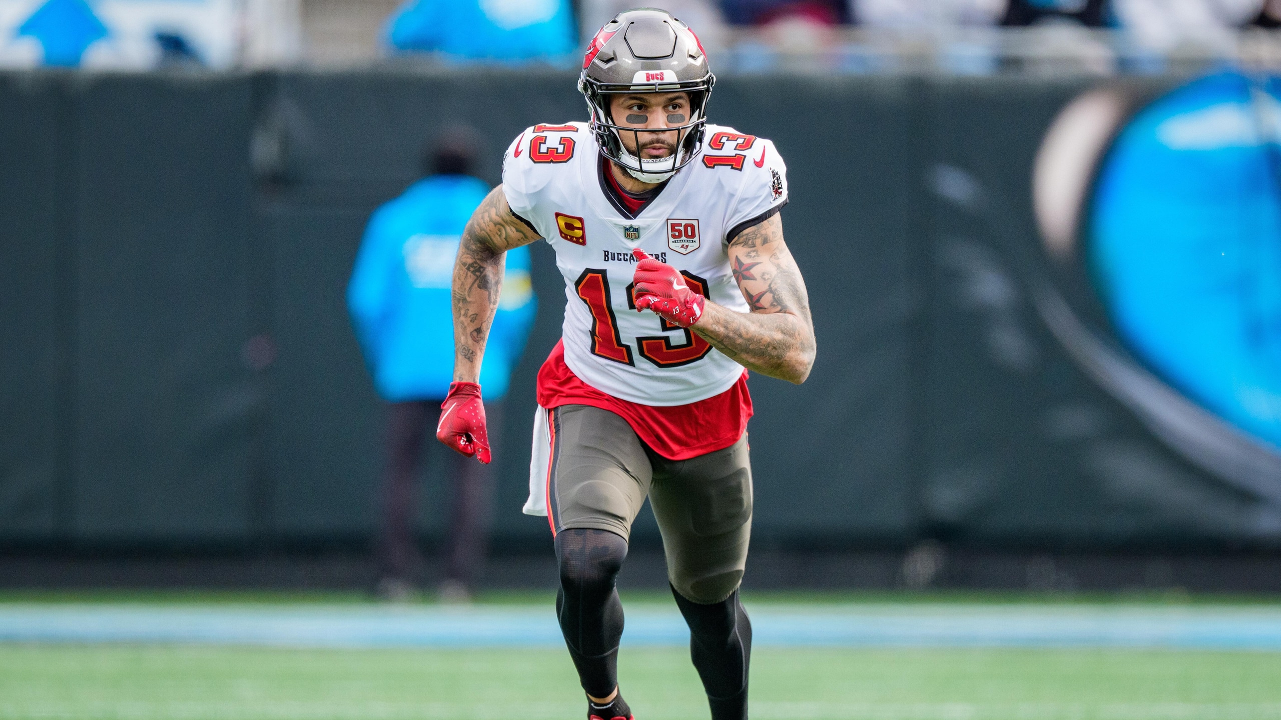 Buccaneers Panthers Football