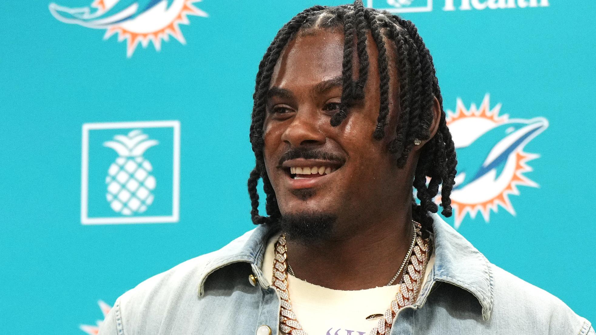 Dolphins Willis Football