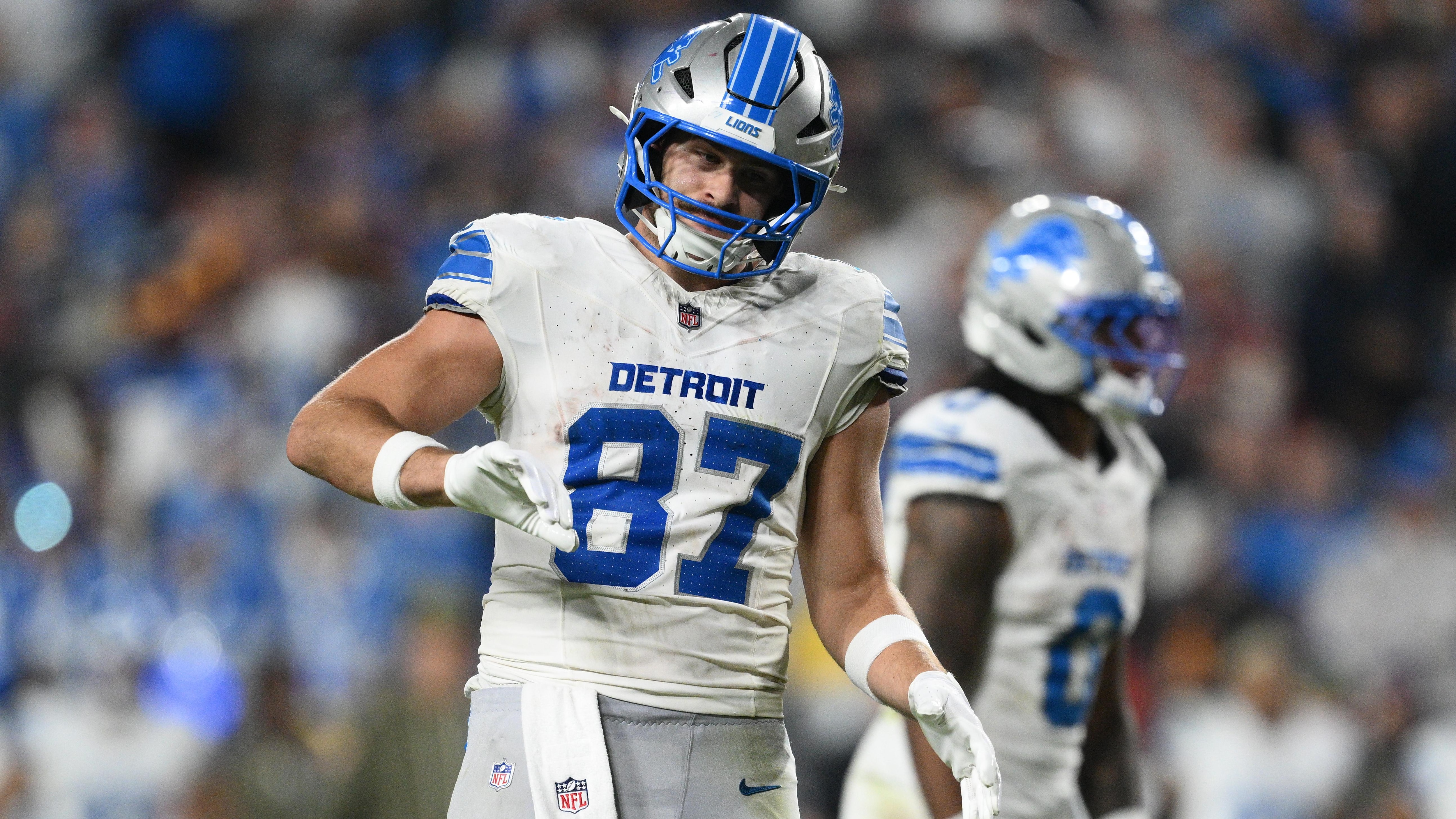 Lions Commanders Football