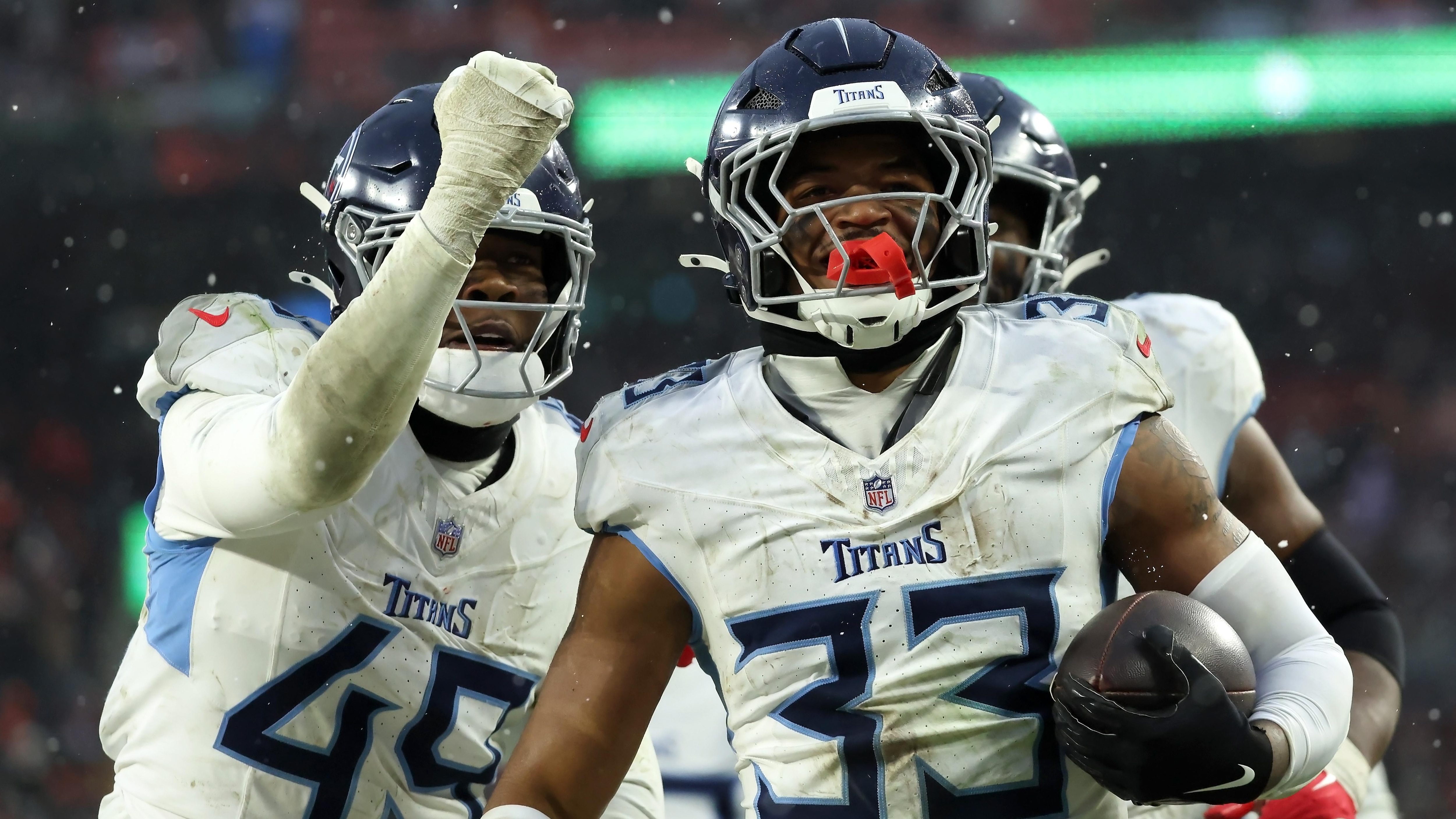 Titans Browns Football
