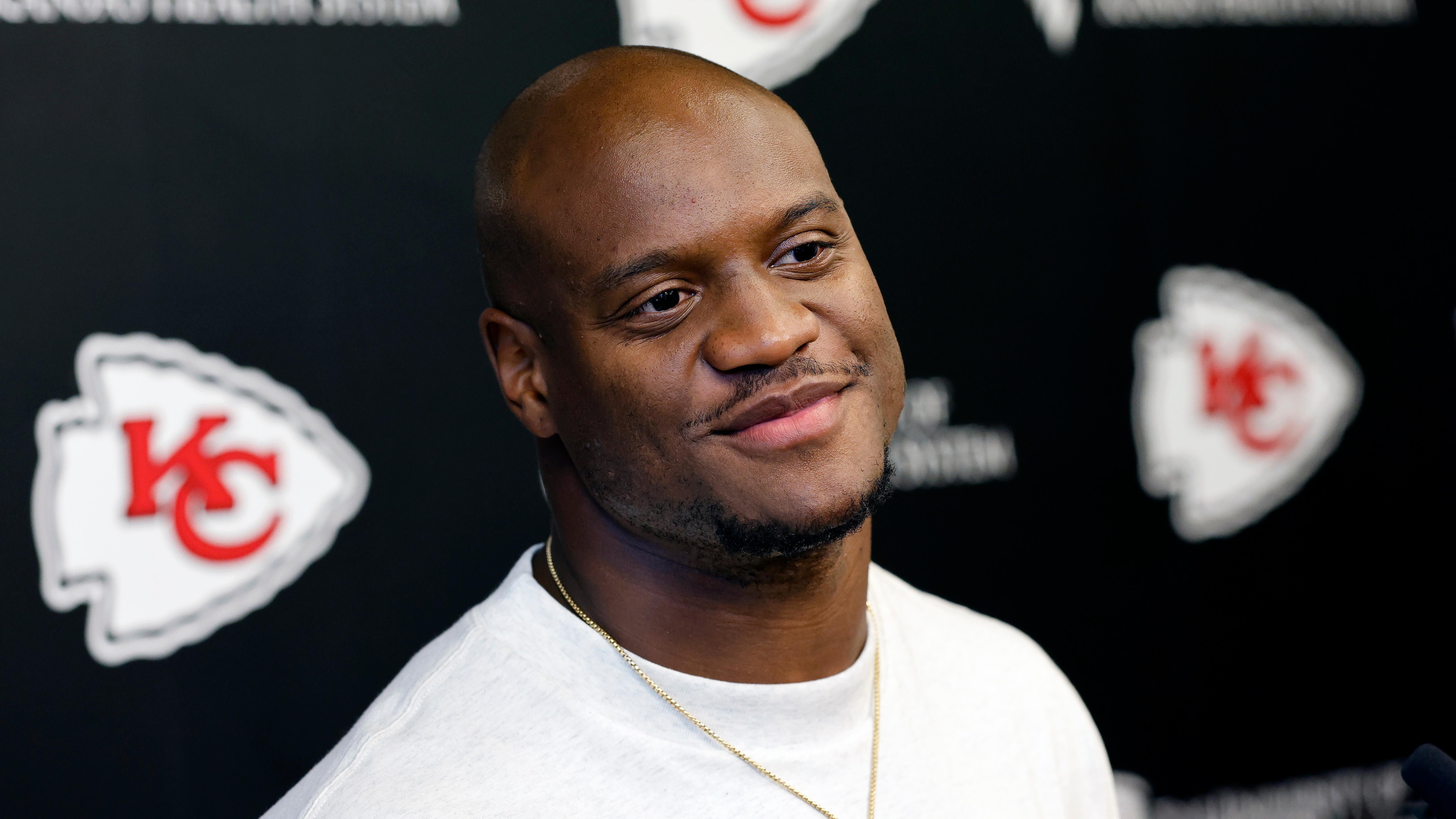 Chiefs Free Agency Football