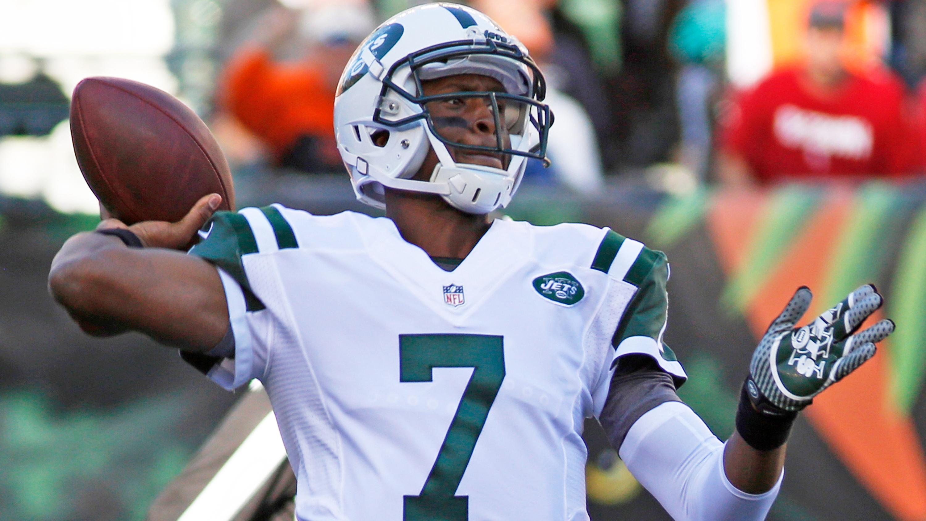 Jets Geno Smith Returns Football