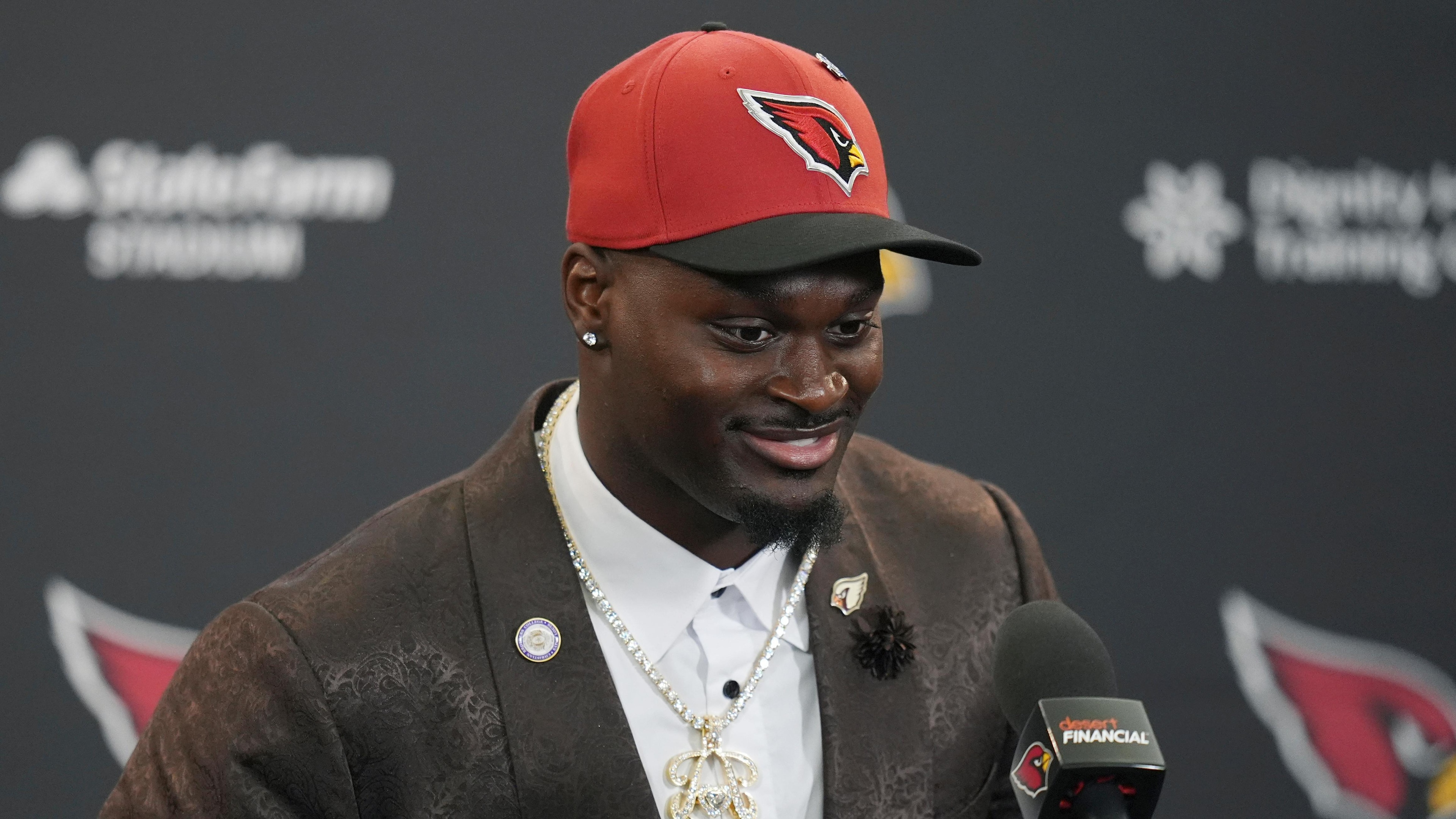 Cardinals Love Football