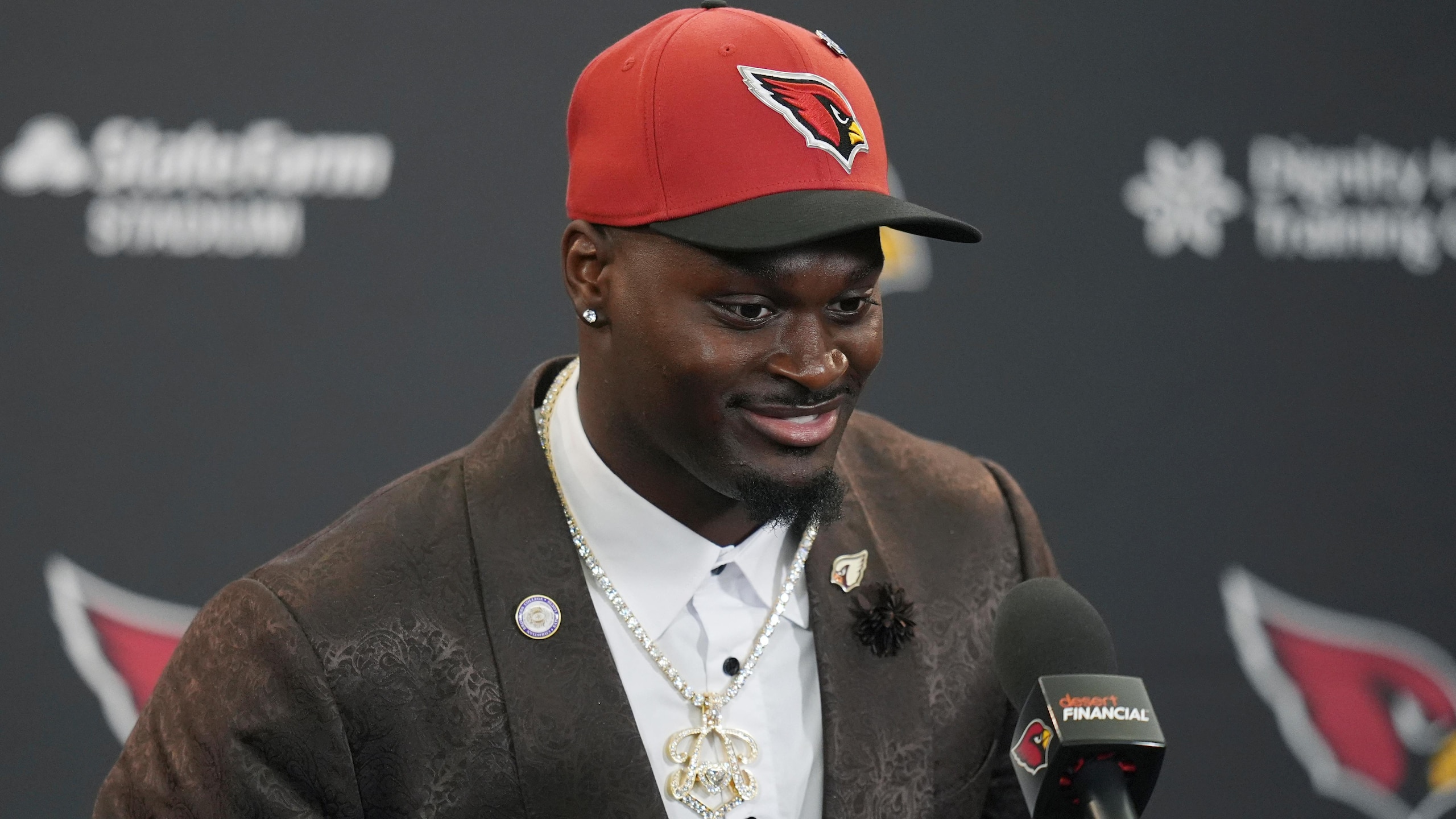 Cardinals Love Football