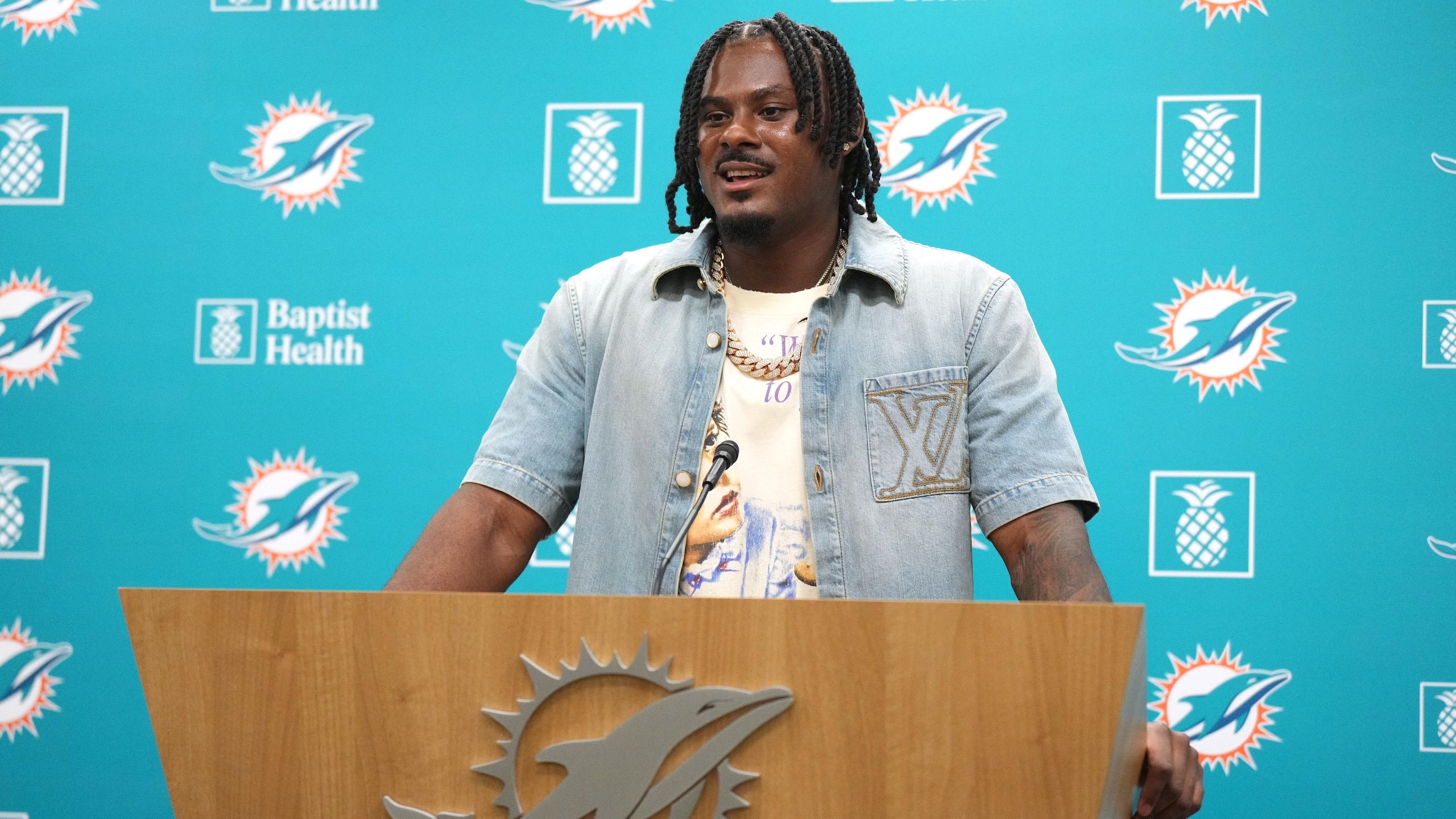 Dolphins Willis Football