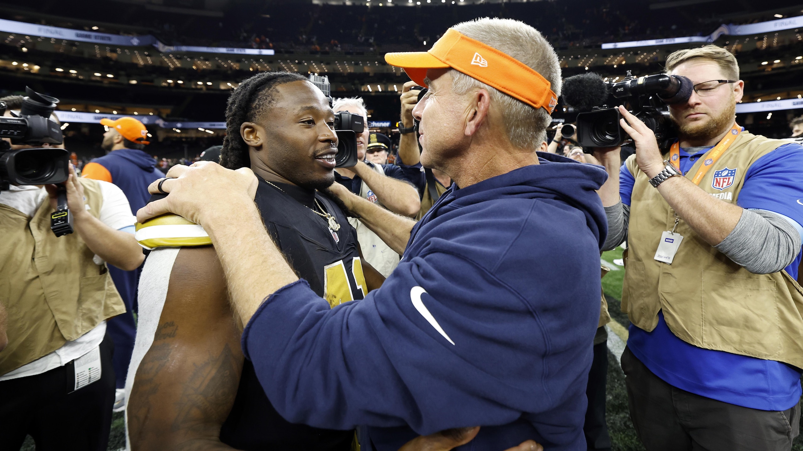 Broncos Saints Football