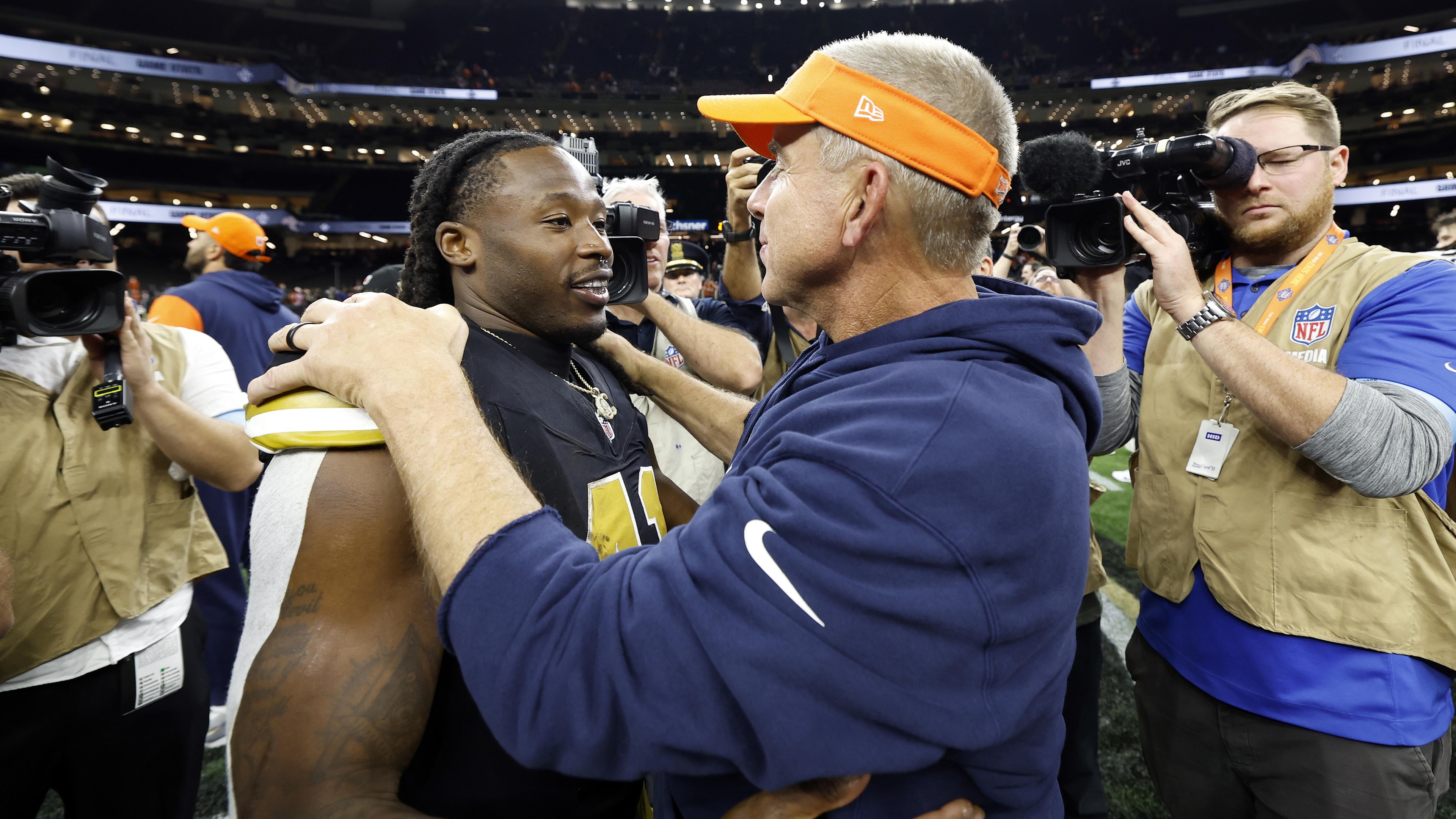 Broncos Saints Football