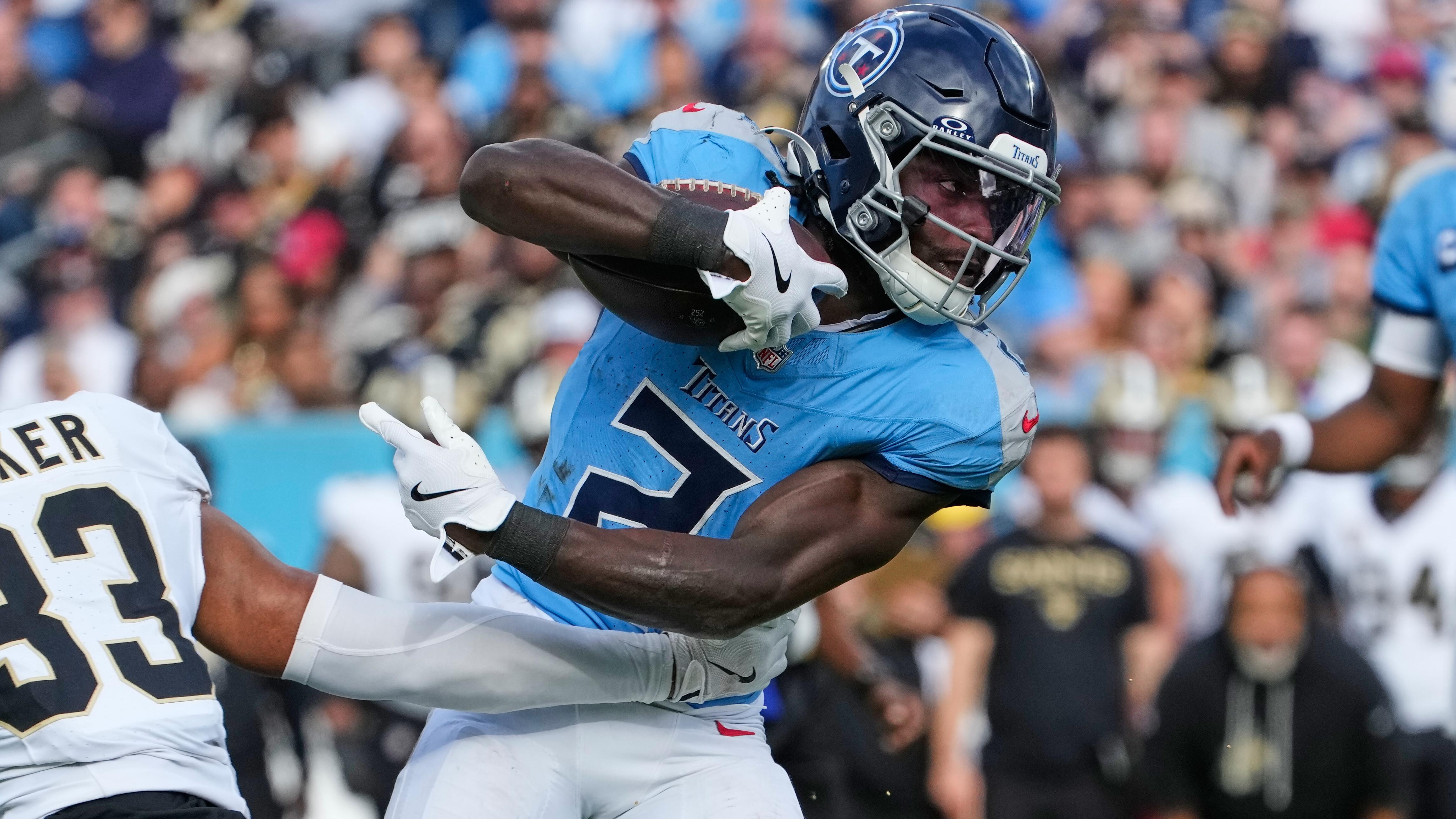 Saints Titans Football