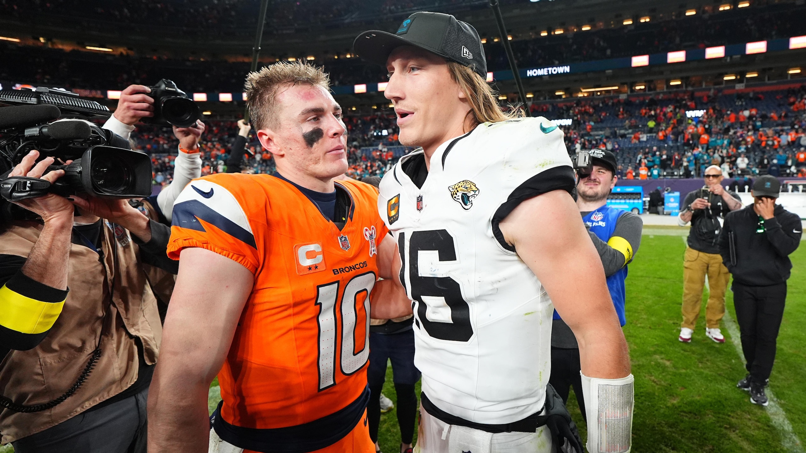 Jaguars Broncos Football