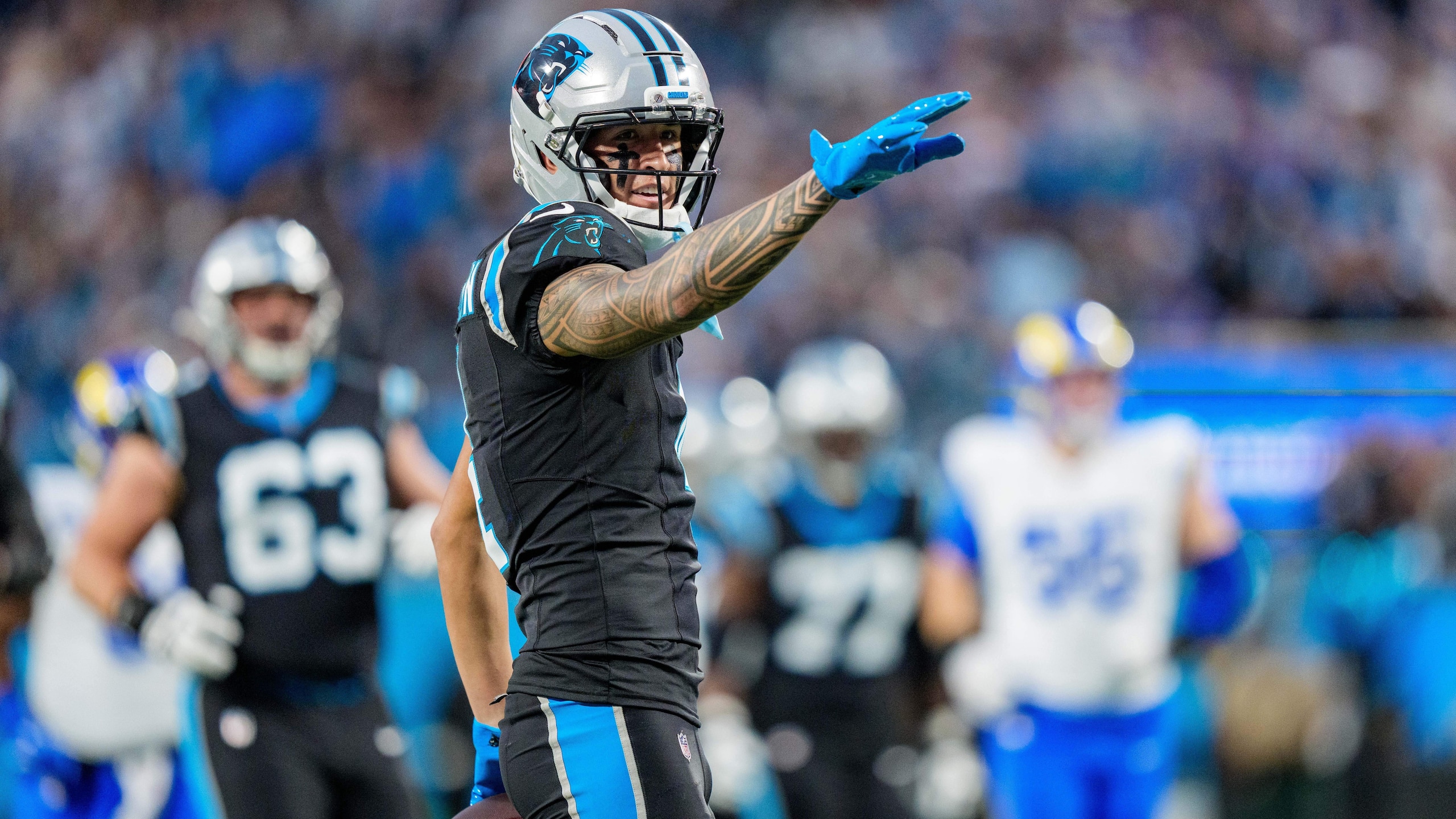 Rams Panthers Football