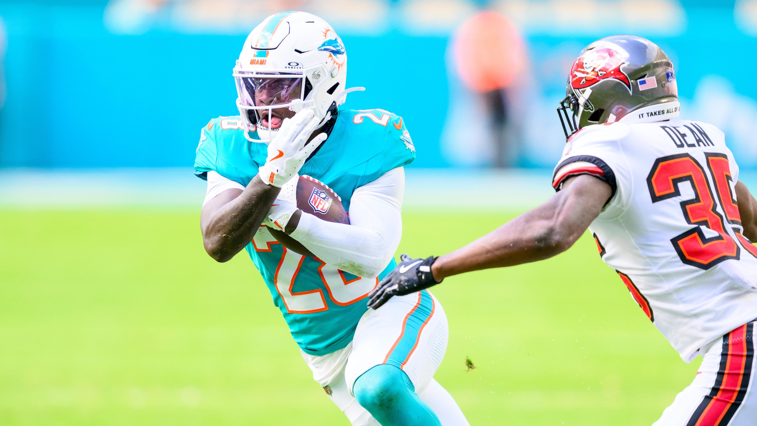 Buccaneers Dolphins Football