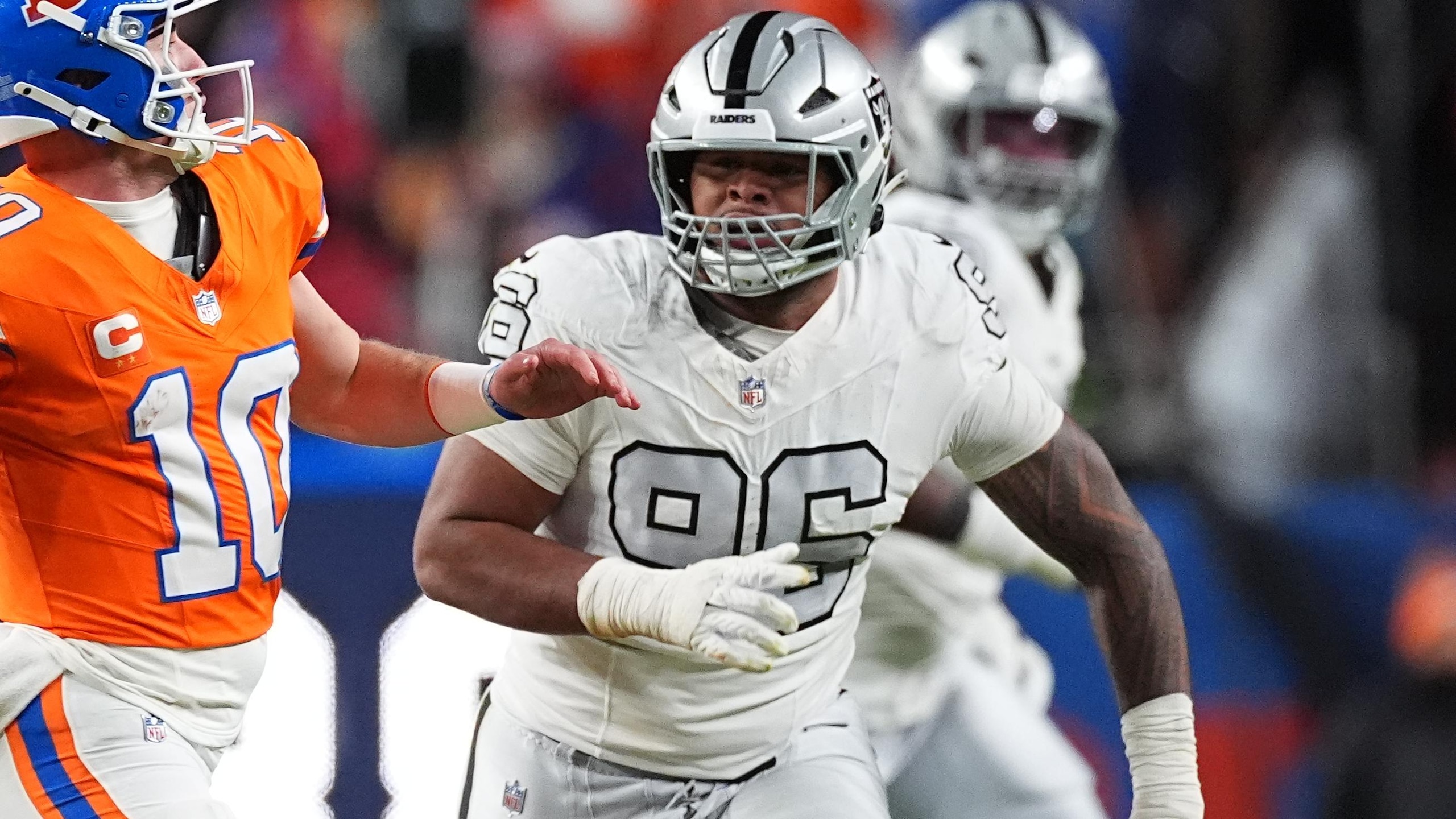 Raiders Broncos Football