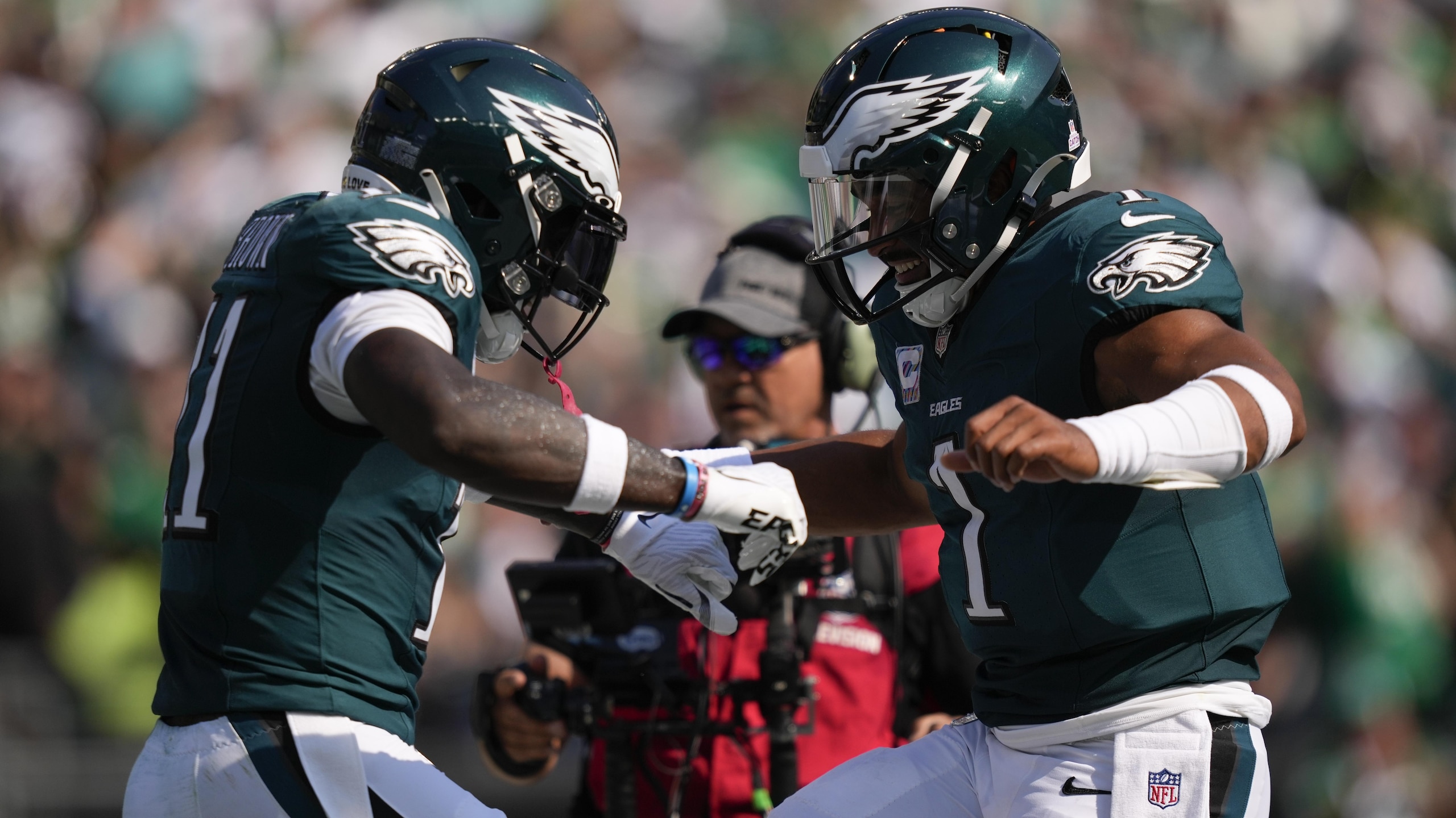 Browns Eagles Football