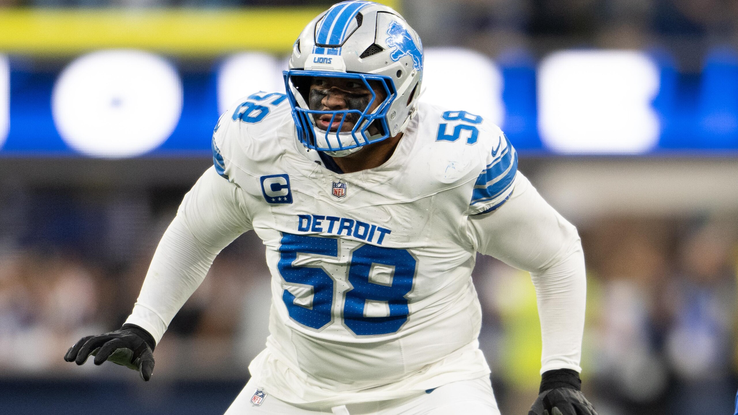 Lions Rams Football