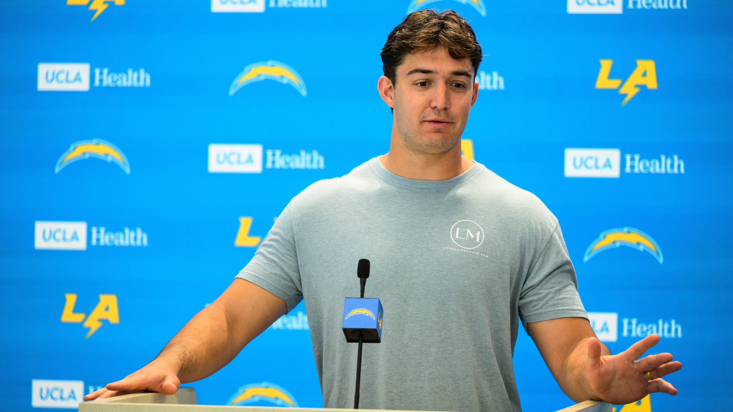 Chargers TE's 'Ball' Quote 😂