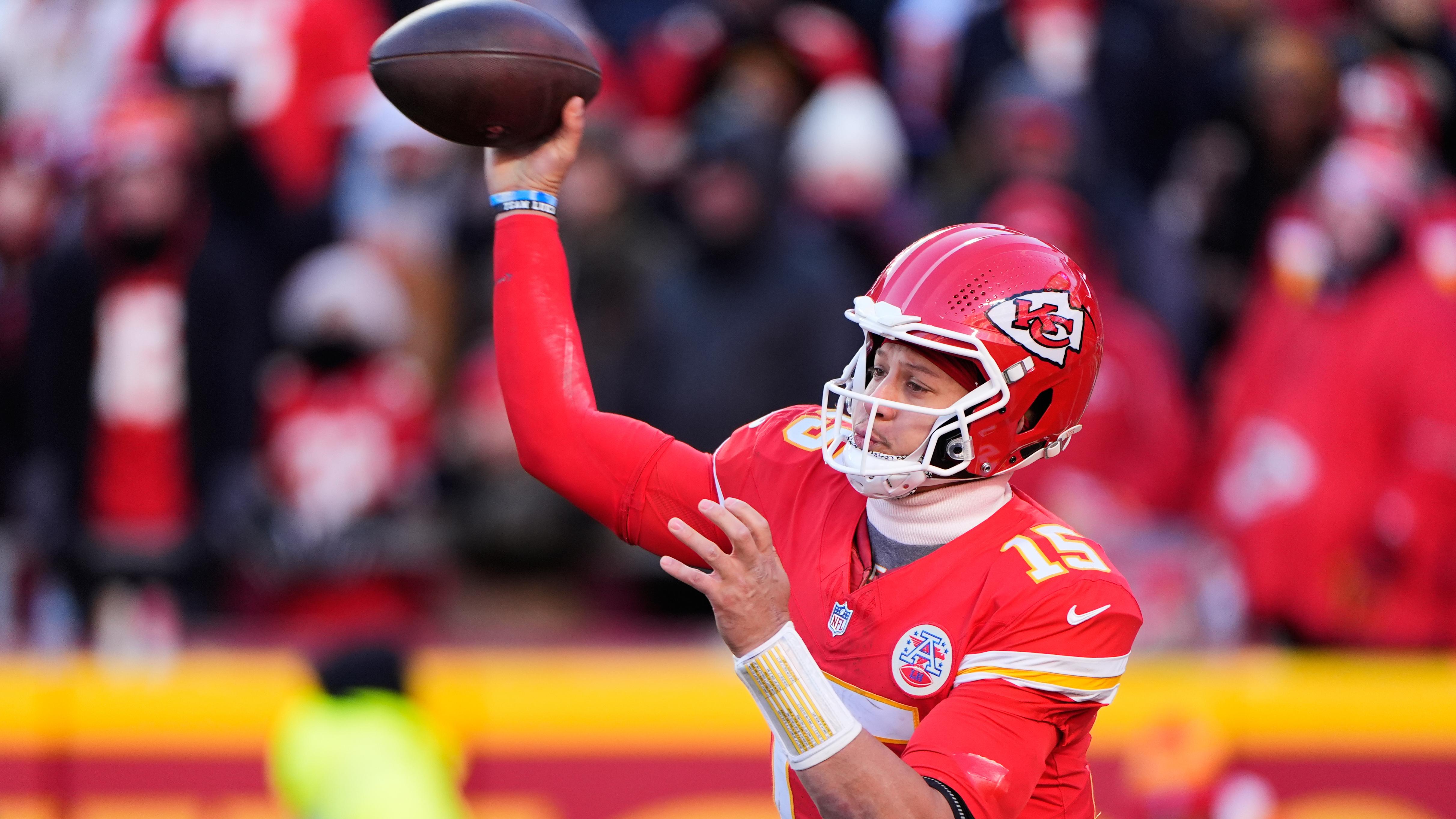 Chargers Chiefs Football