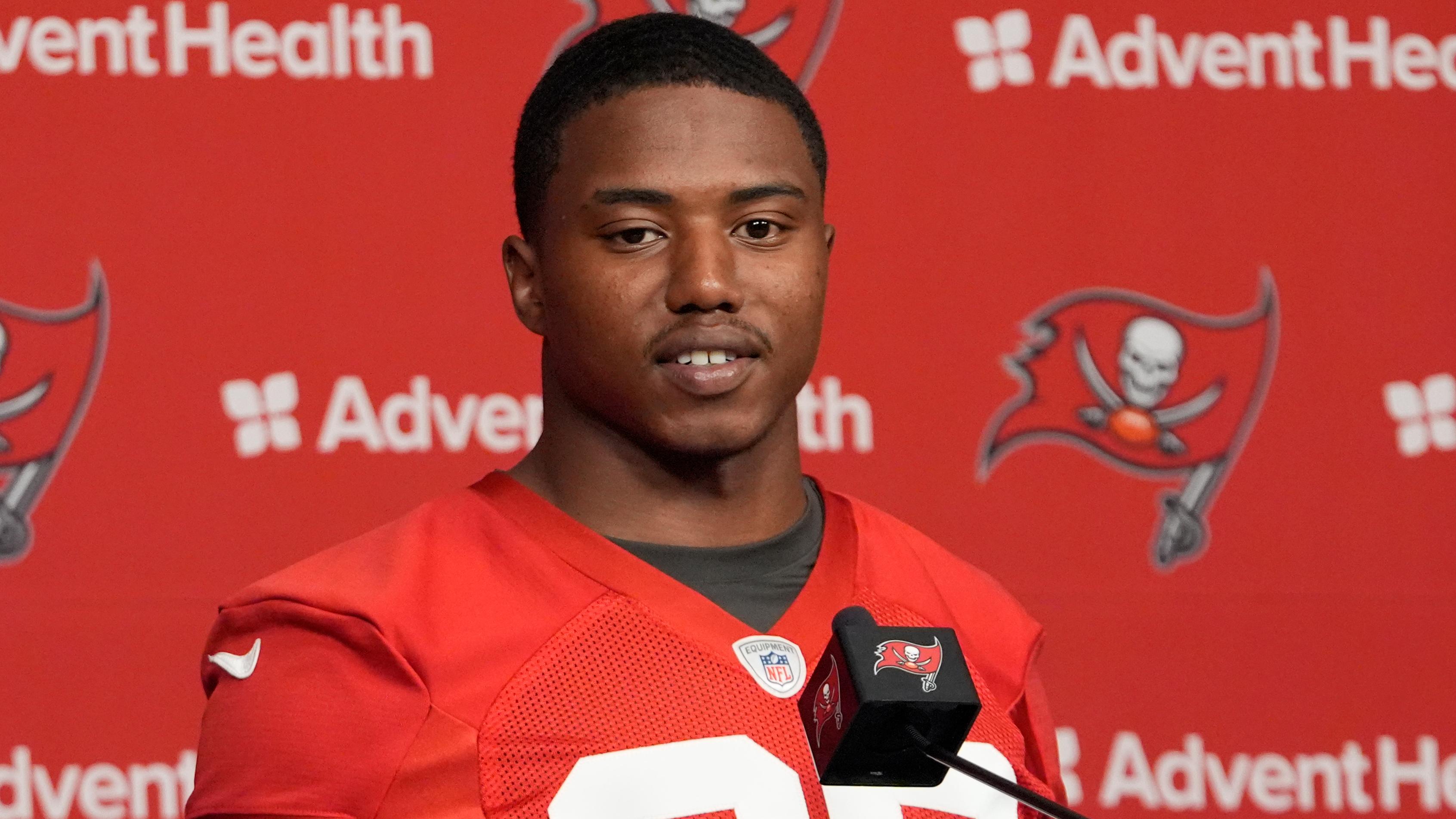 Buccaneers Rookies Football
