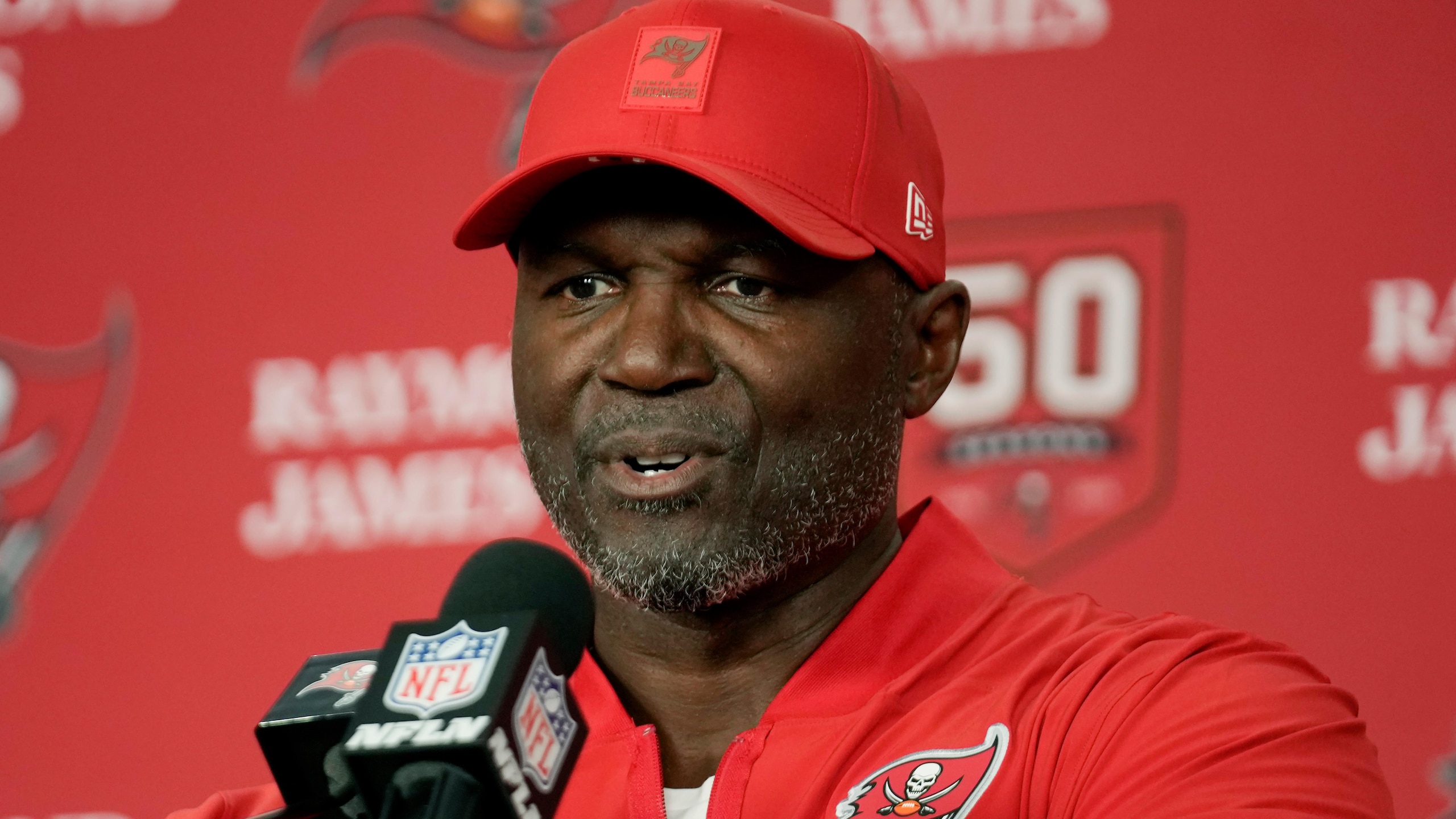 Cardinals Buccaneers Football