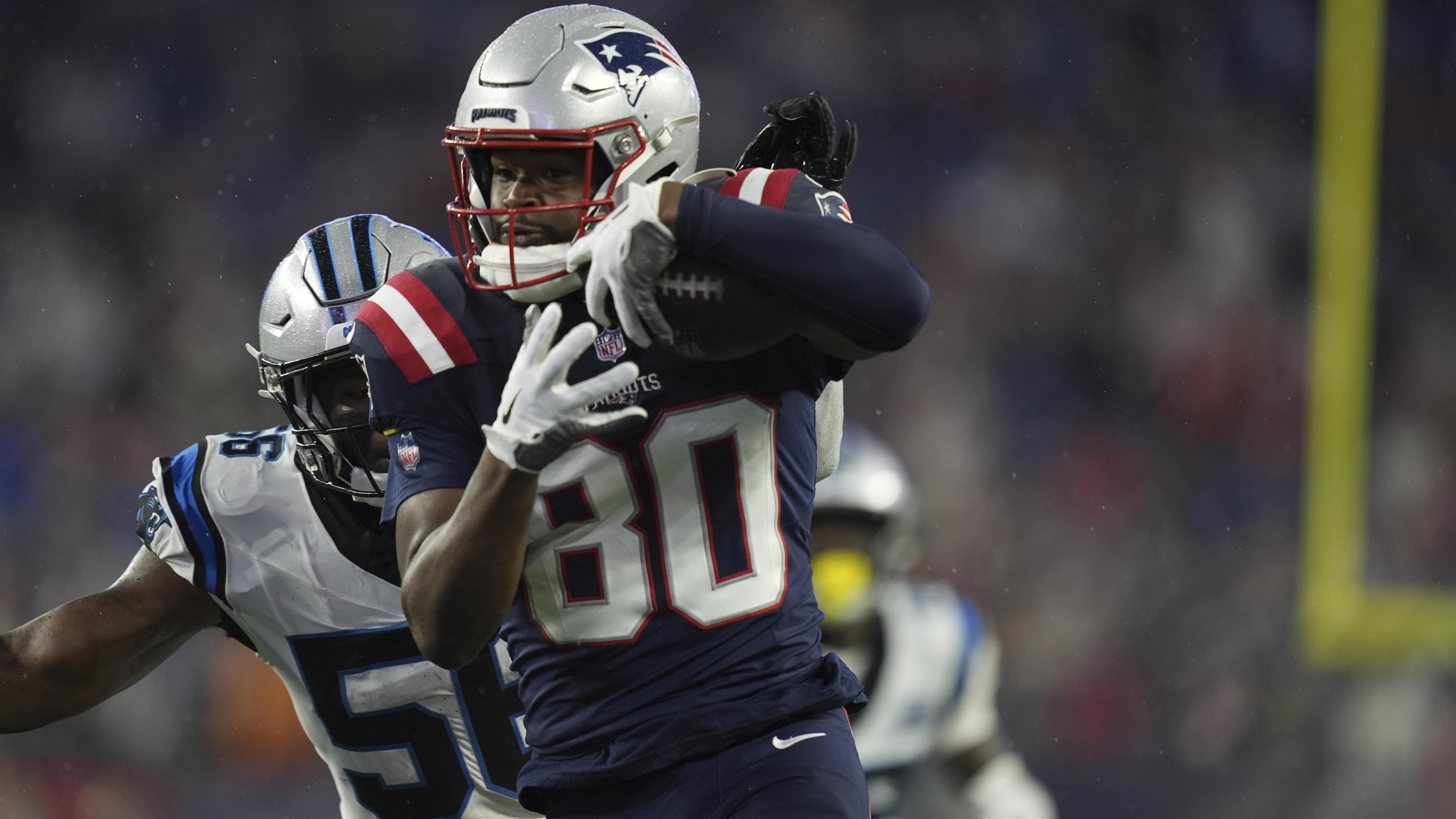 Panthers Patriots Football