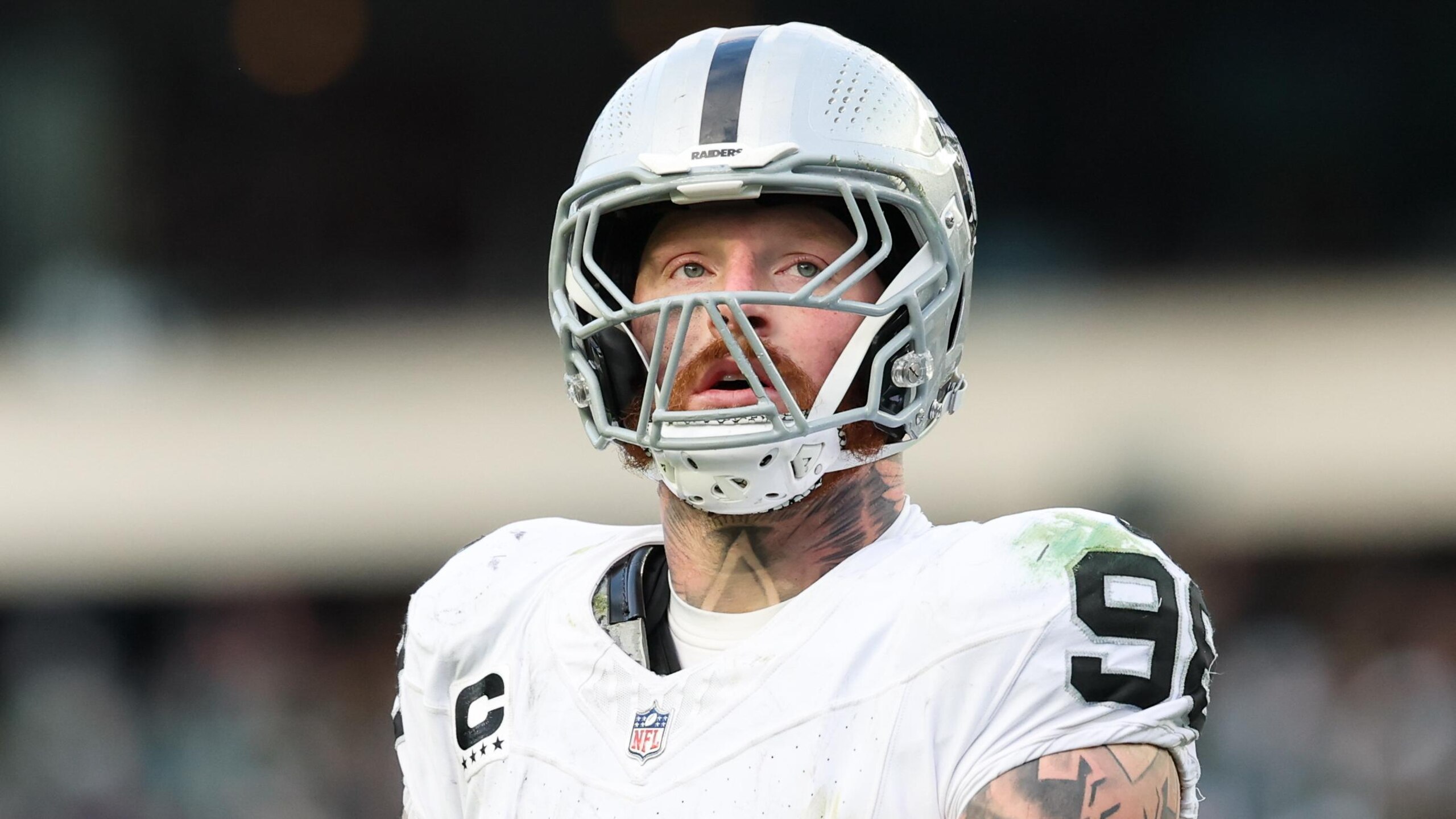 Raiders Eagles Football