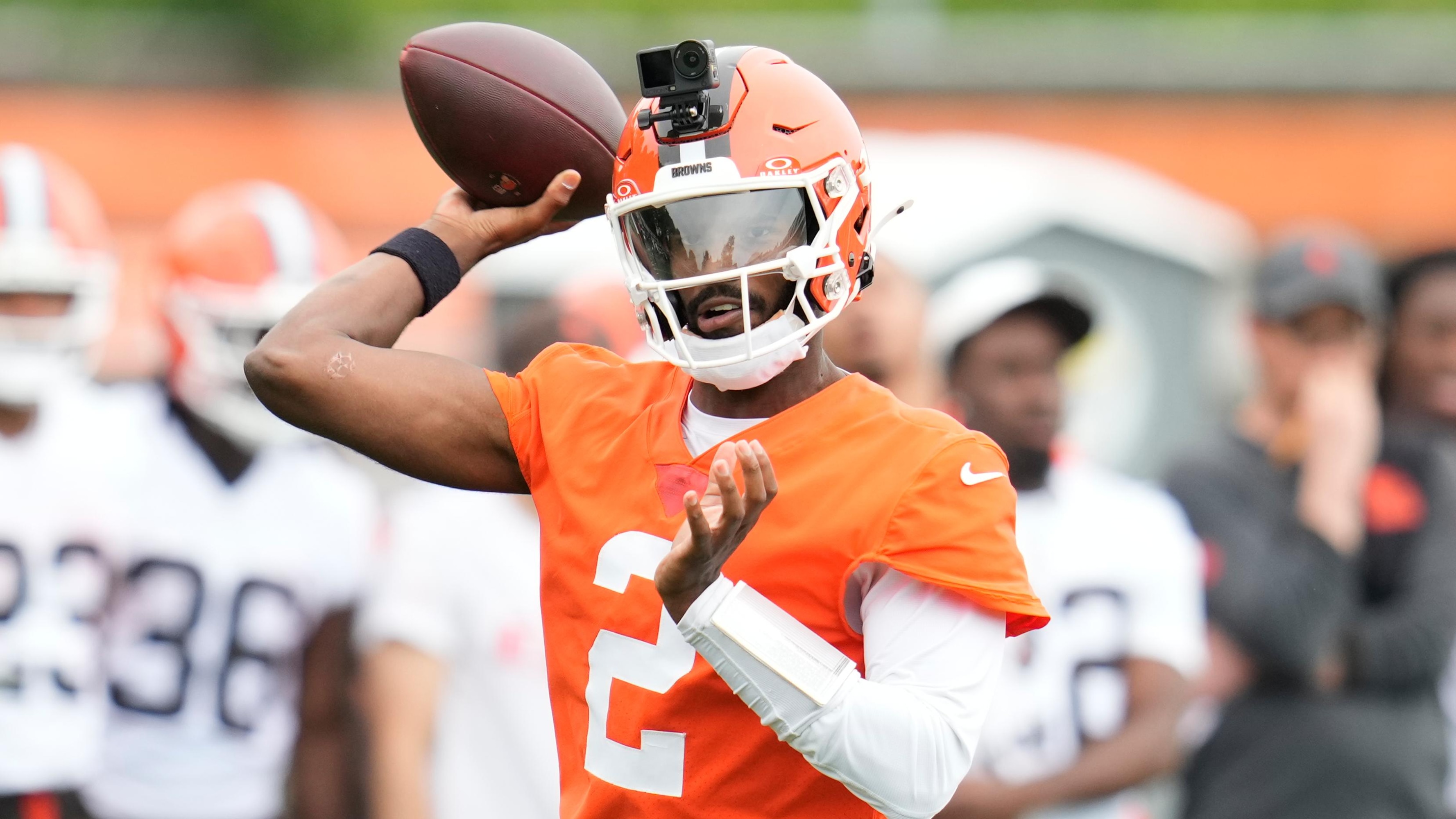 Shedeur Sanders' Record $17.7M NFLPA Income Detailed in New Report Amid Panini Trading Card Contract