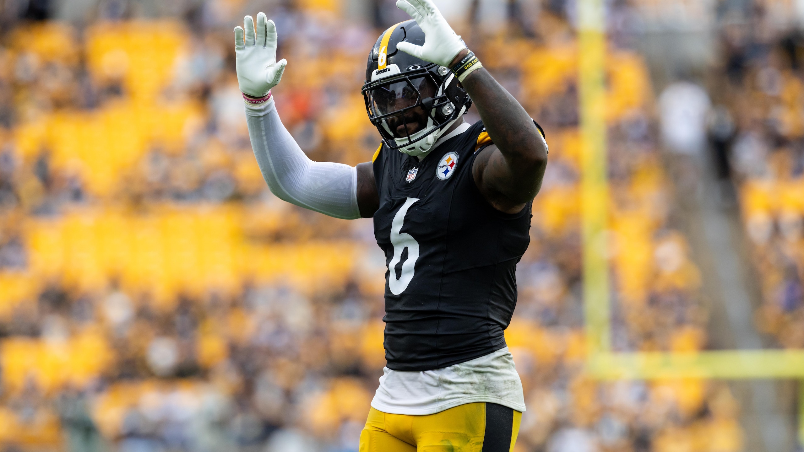 Browns Steelers Football