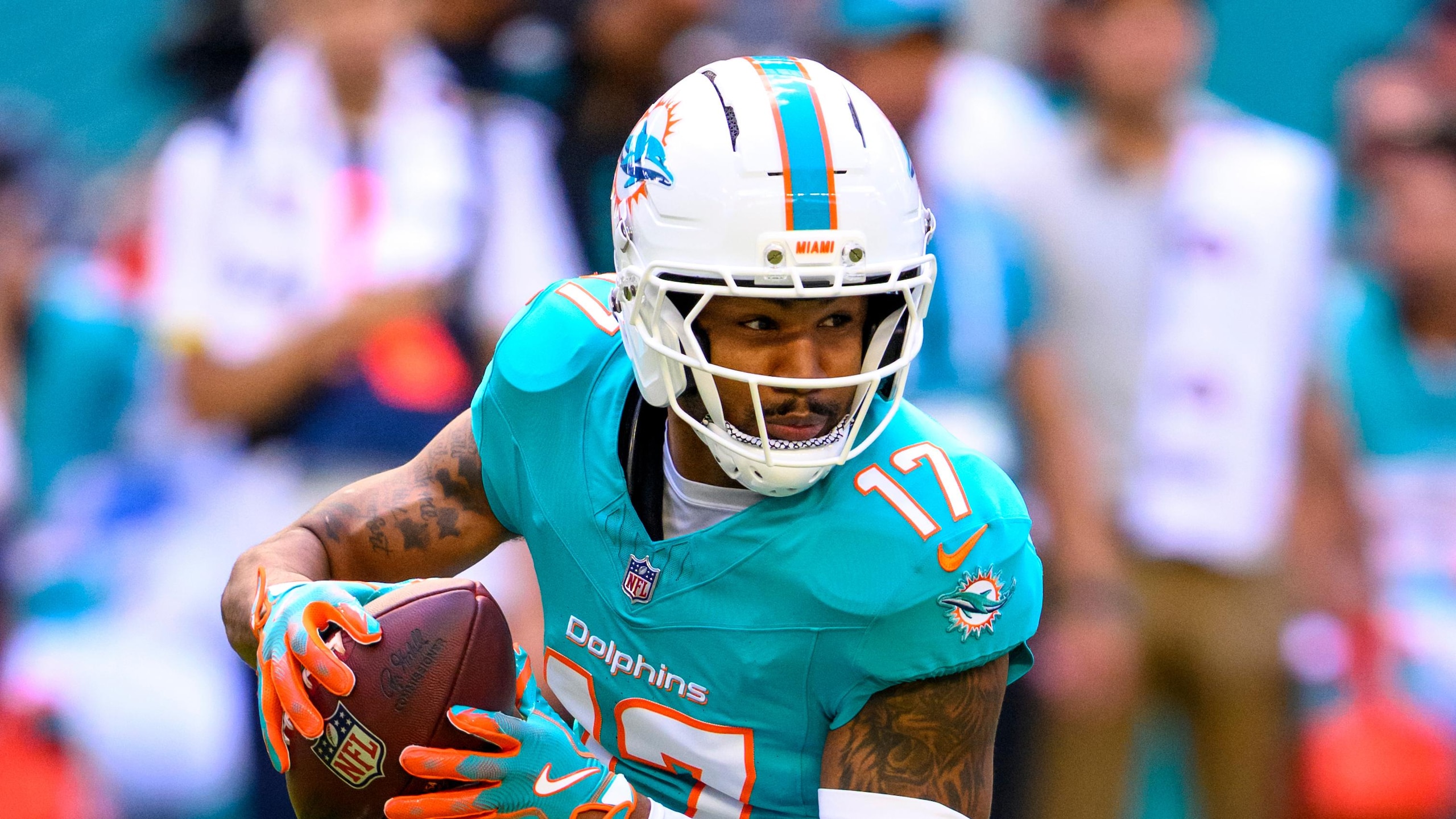 Buccaneers Dolphins Football
