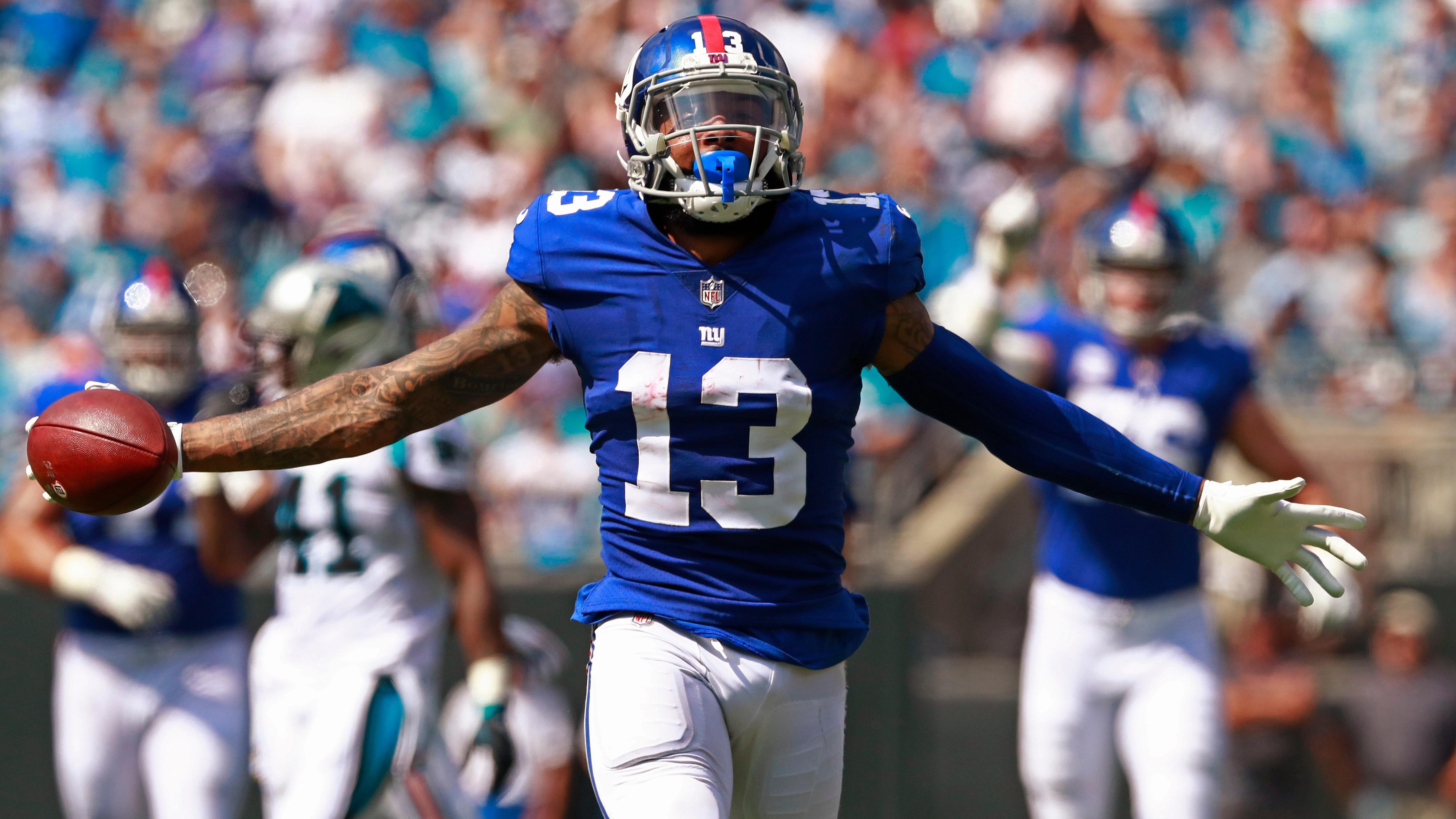 Giants Beckham Football