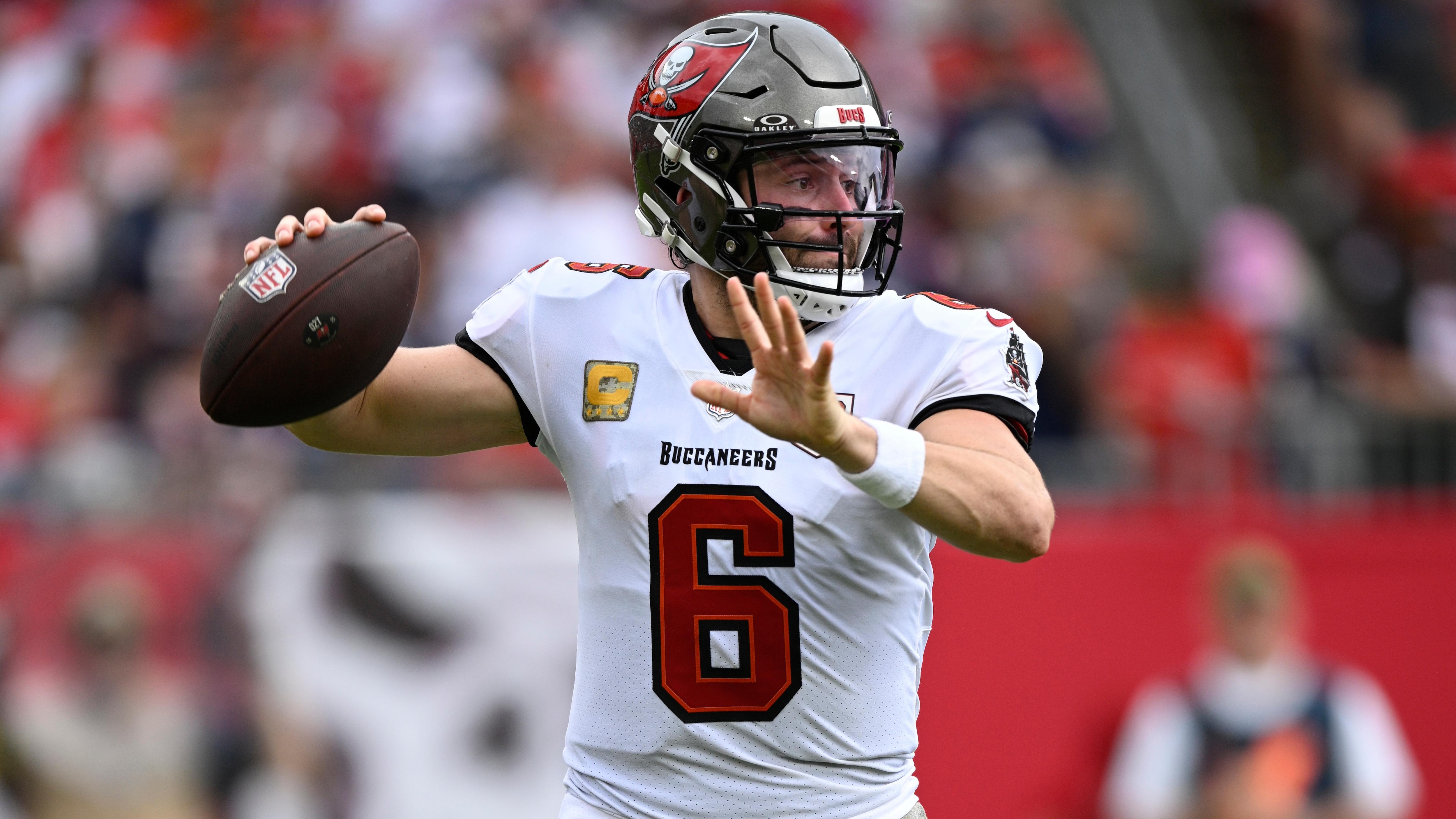 Patriots Buccaneers Football