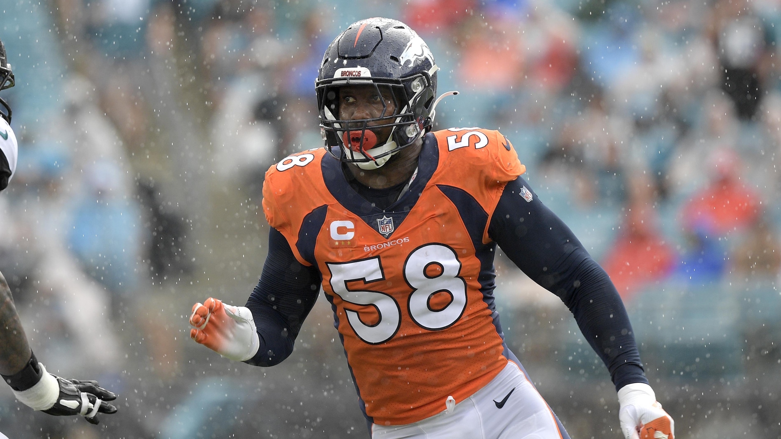 Broncos Jaguars Football