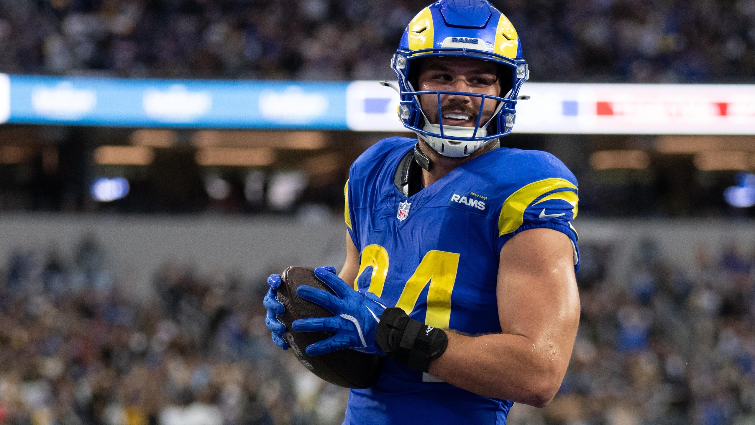 Cardinals Rams Football