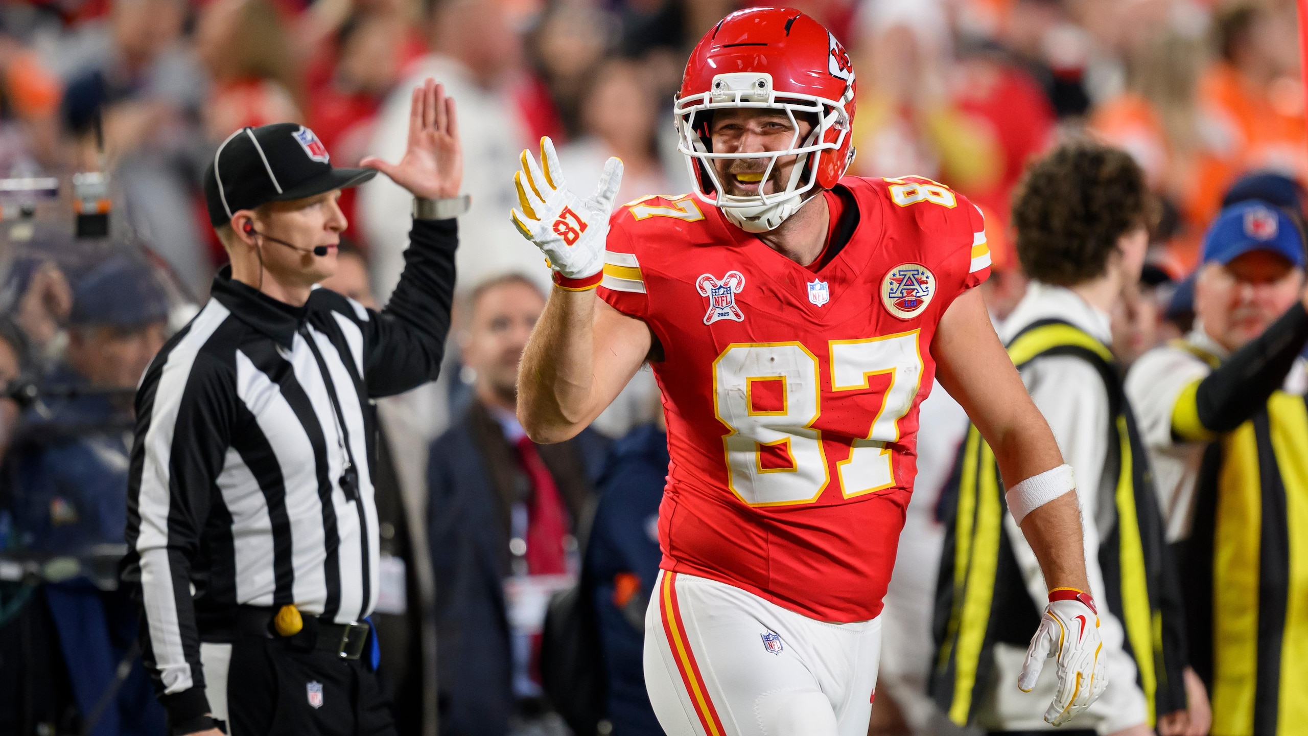 Broncos Chiefs Football