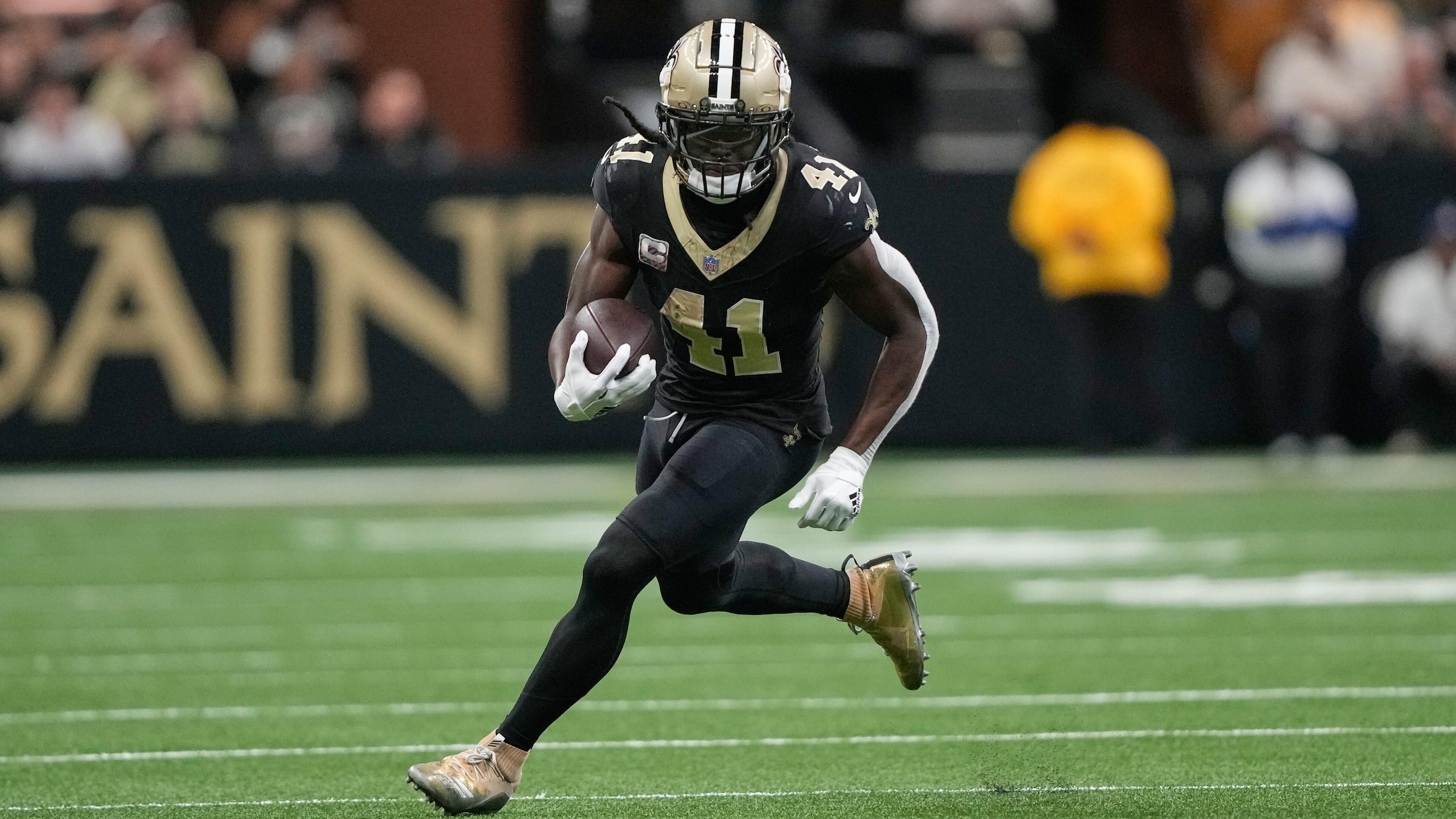 Giants Saints Football
