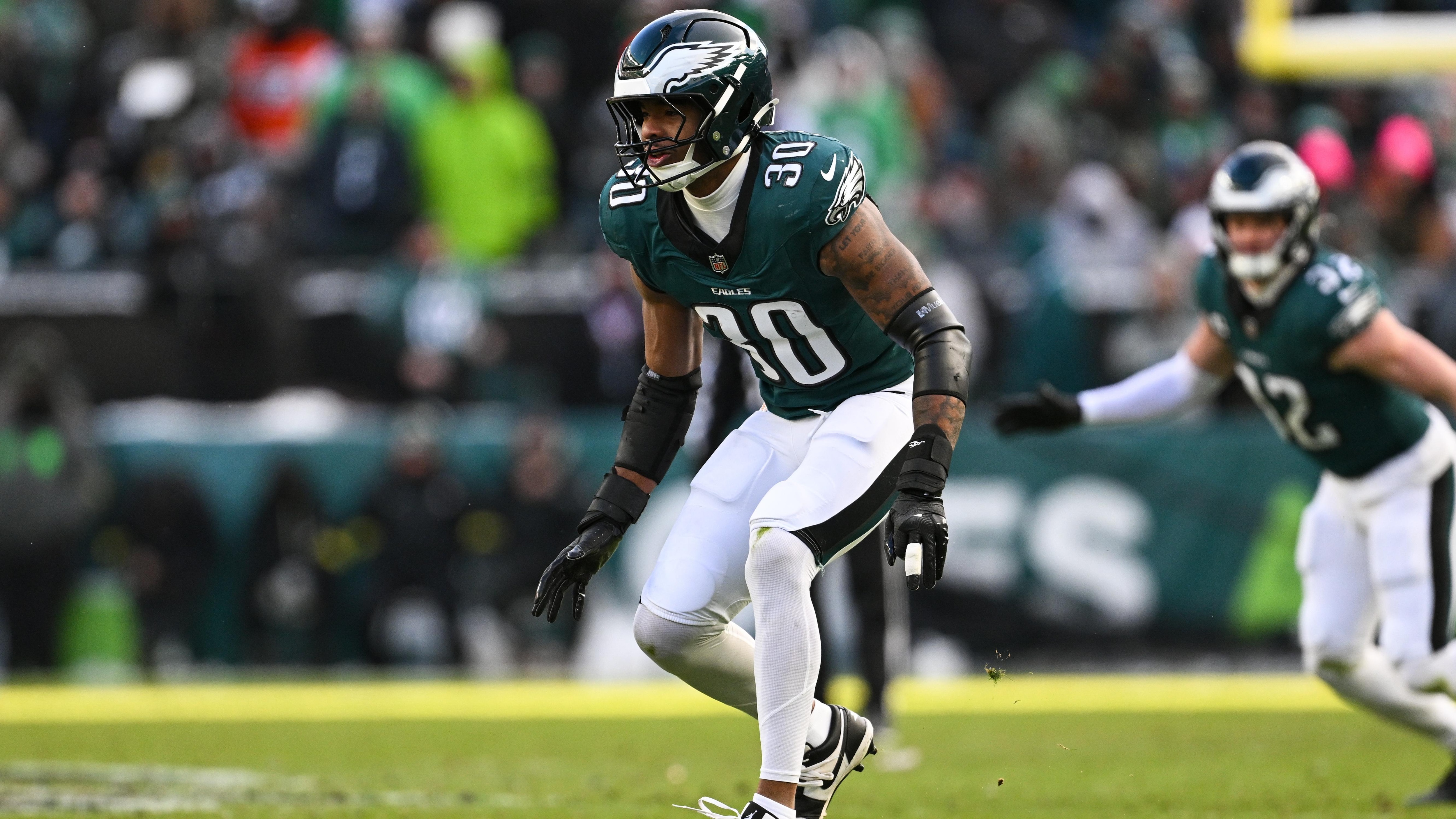 Raiders Eagles Football