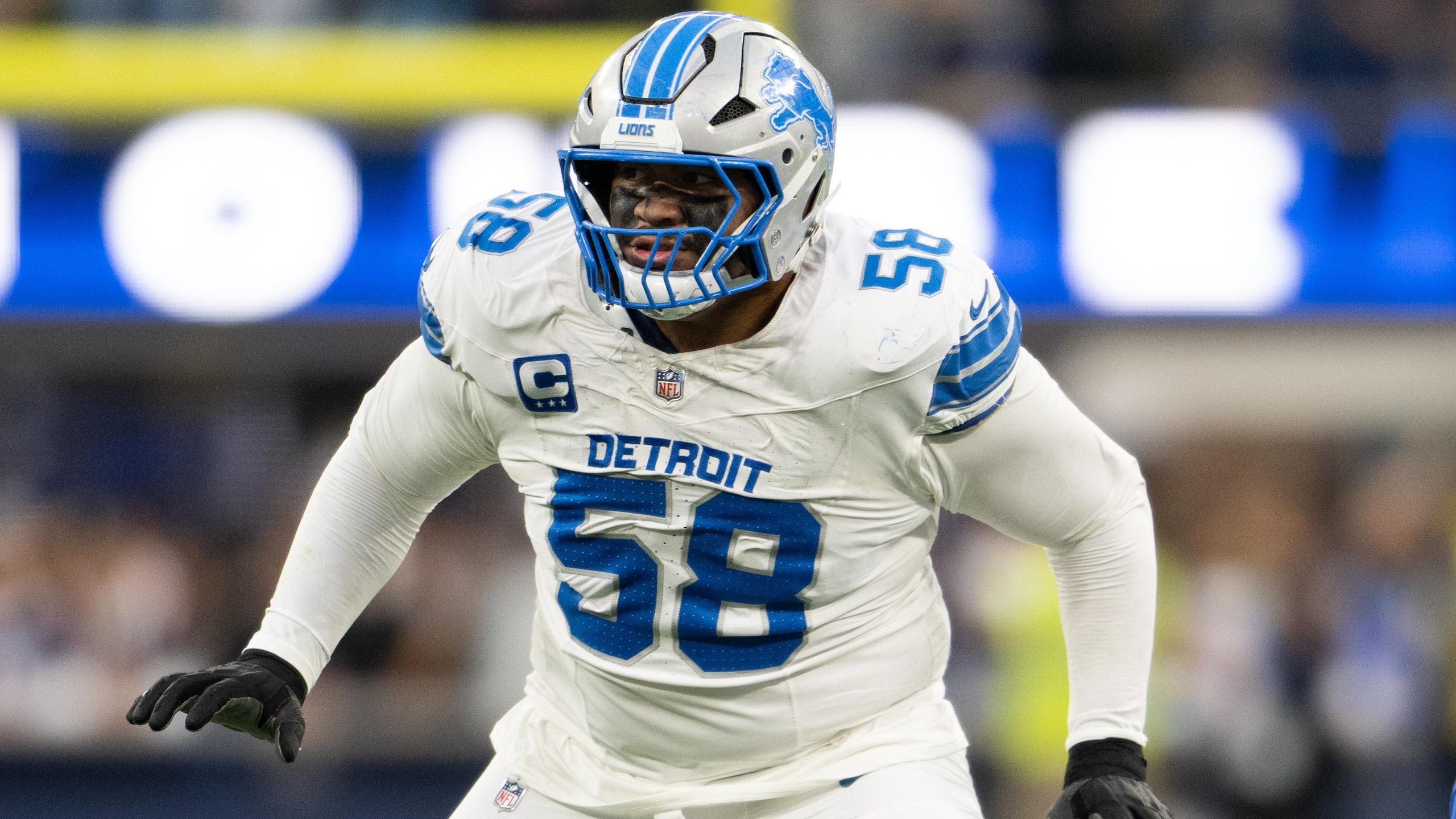 Lions Rams Football