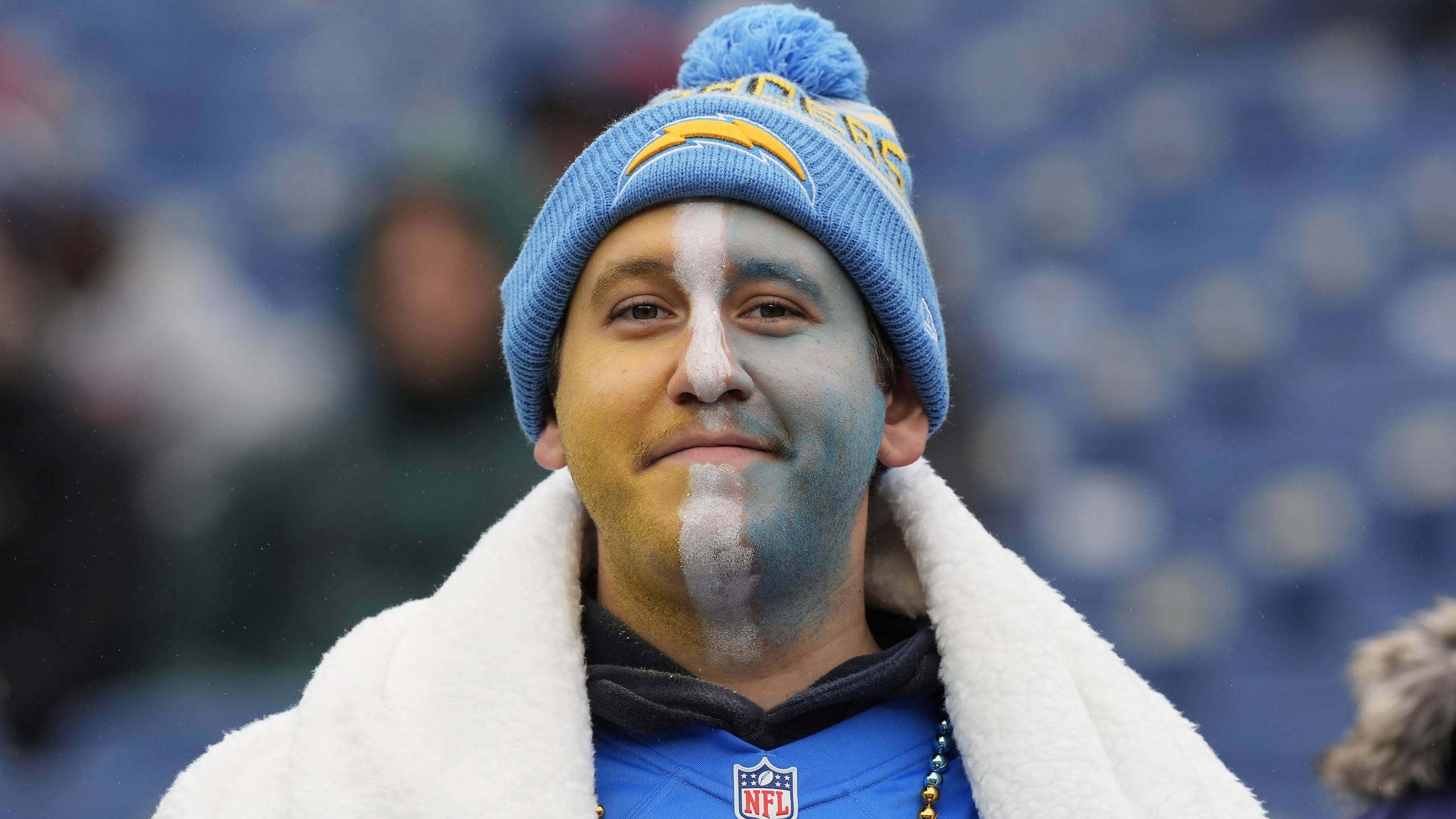 Chargers Patriots Football