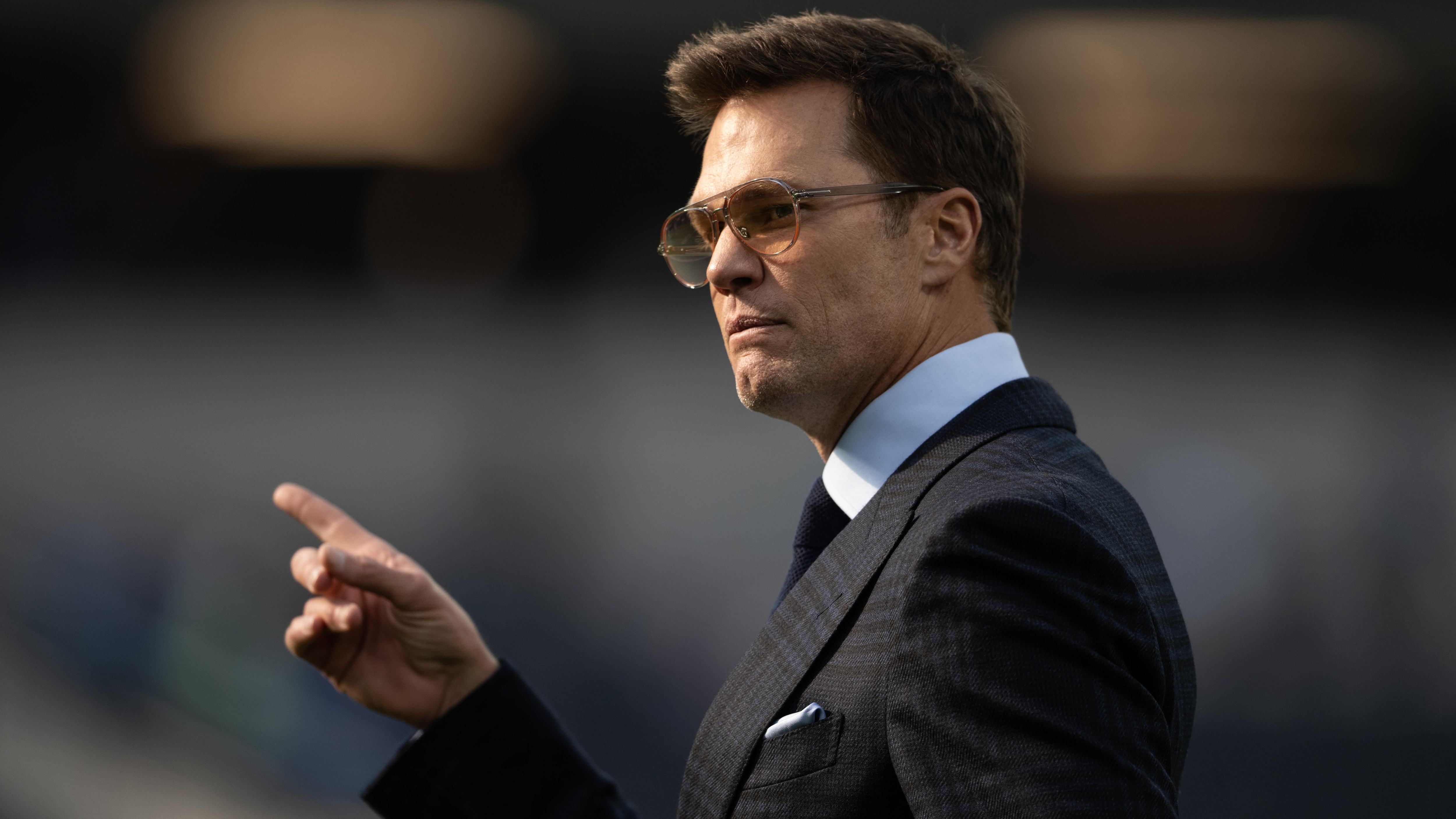 Lions Rams Football