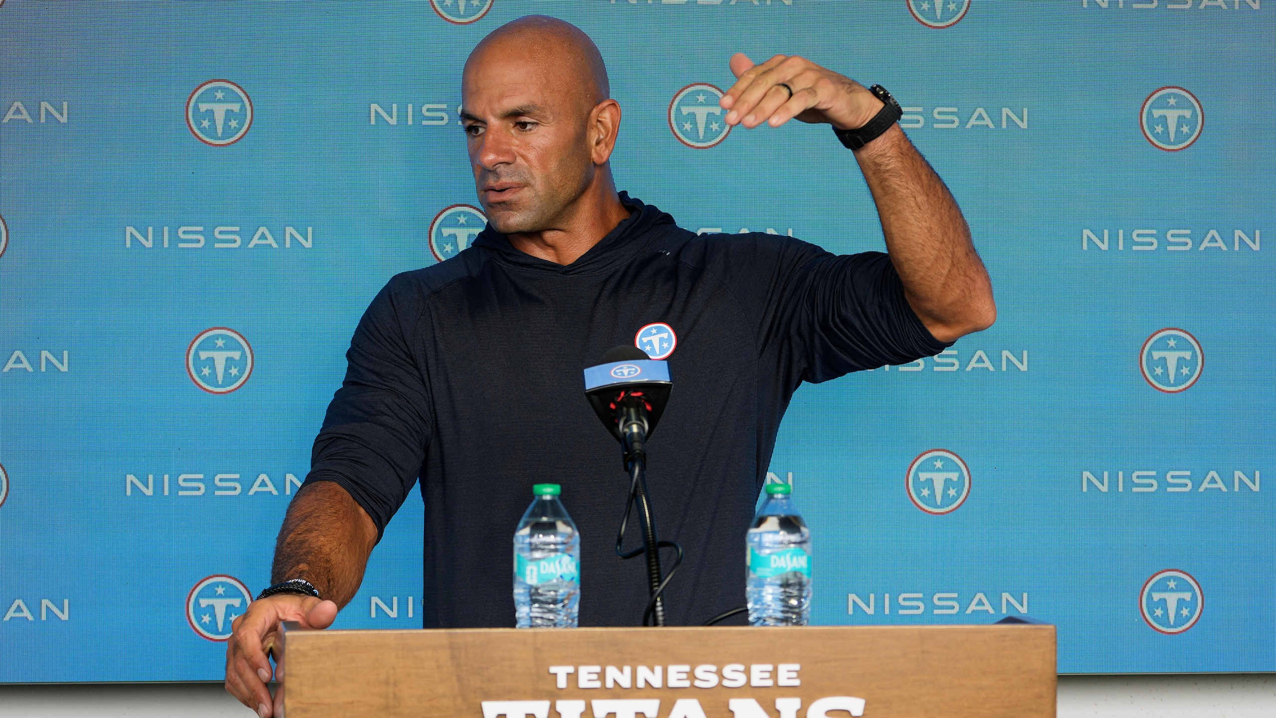 Titans Camp Football
