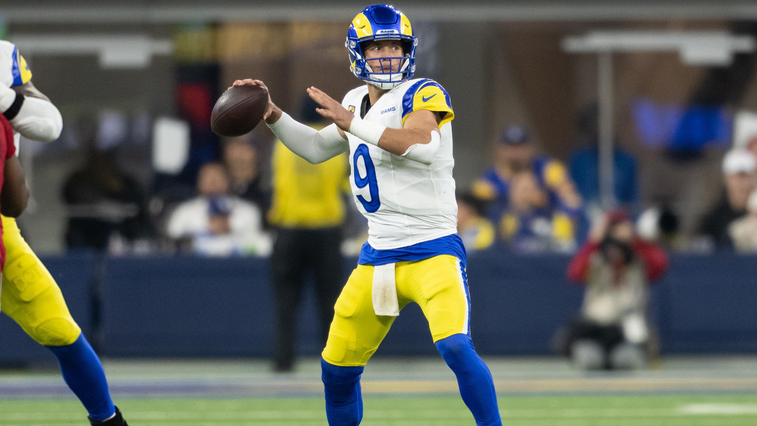 Buccaneers Rams Football
