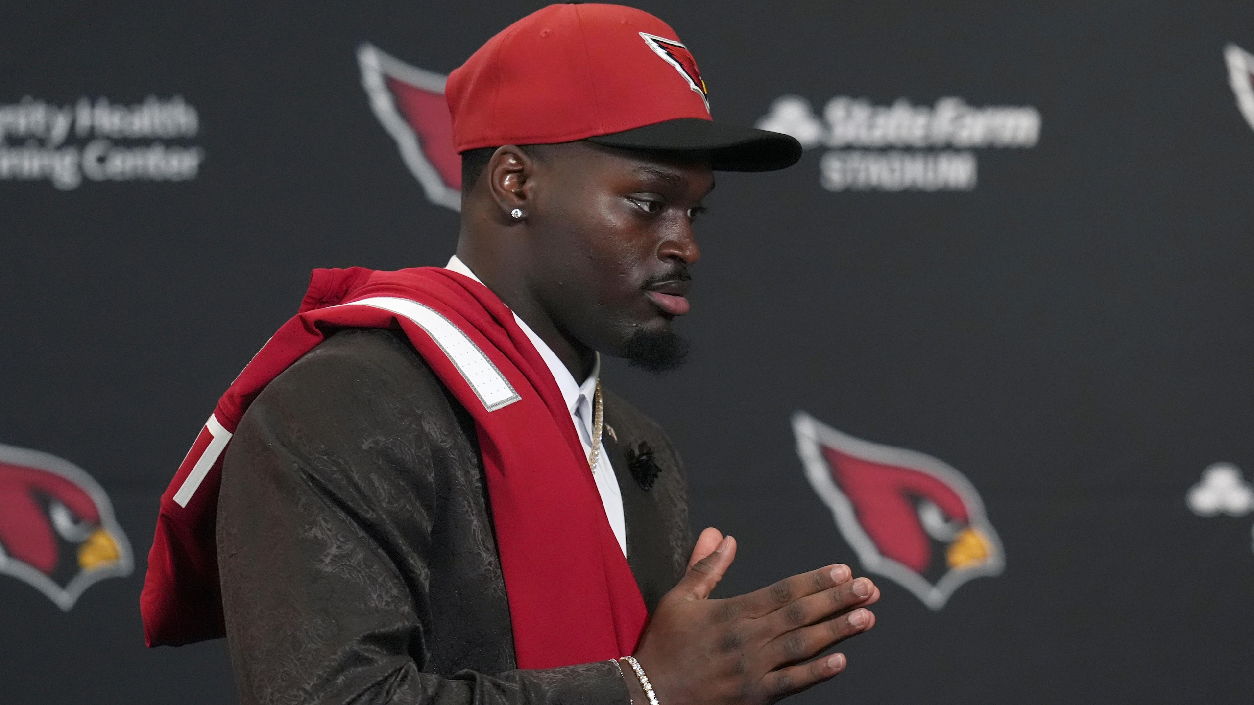Cardinals Love Football