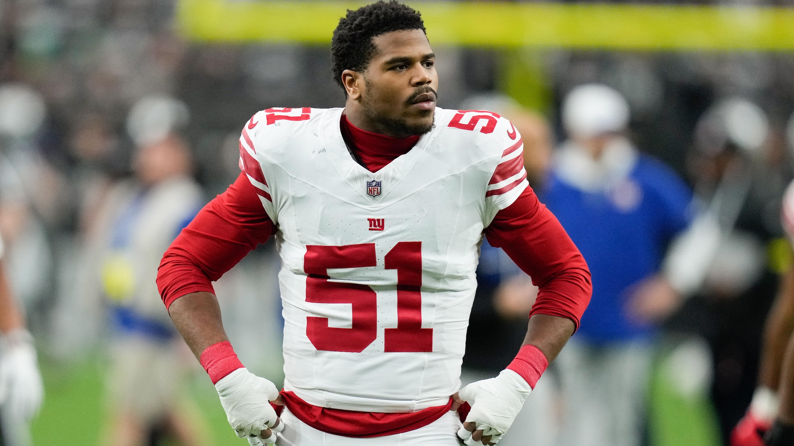 Giants Dart Carter Trump Football