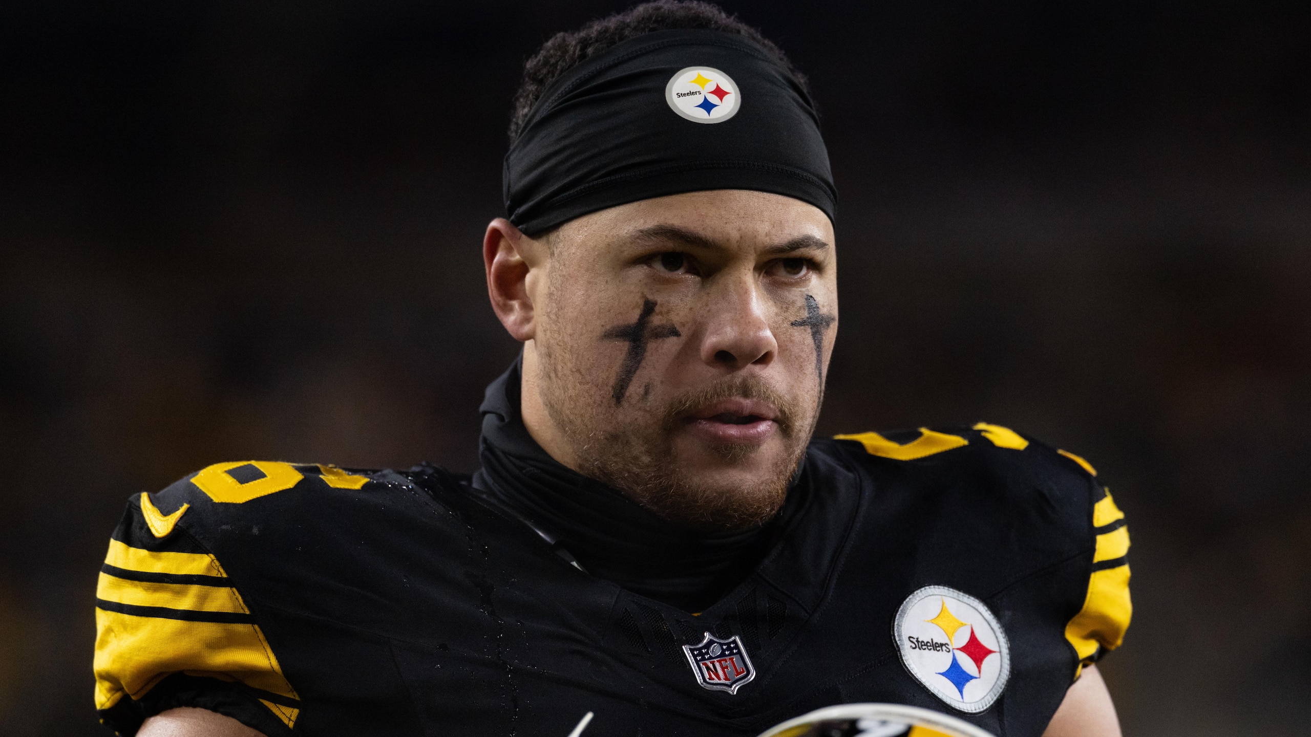 Dolphins Steelers Football