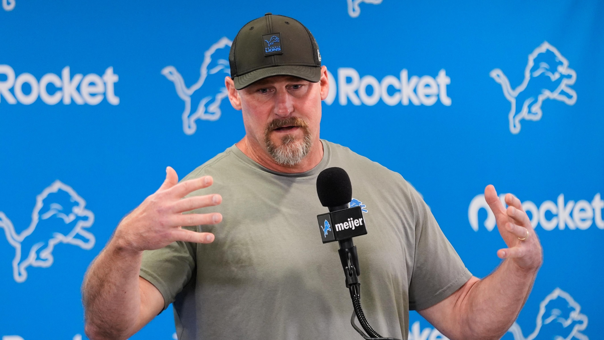 Lions Football