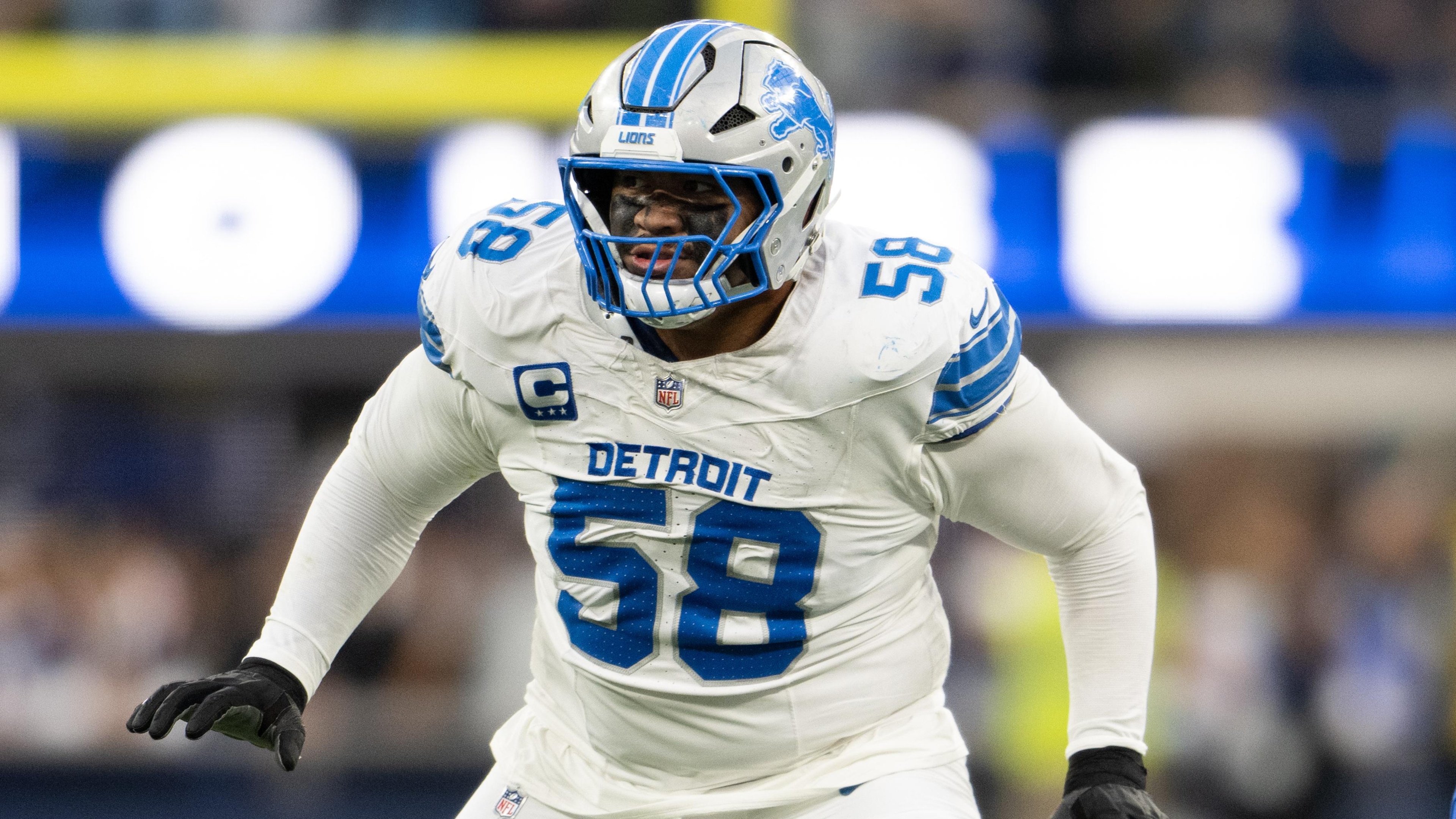 Lions Rams Football