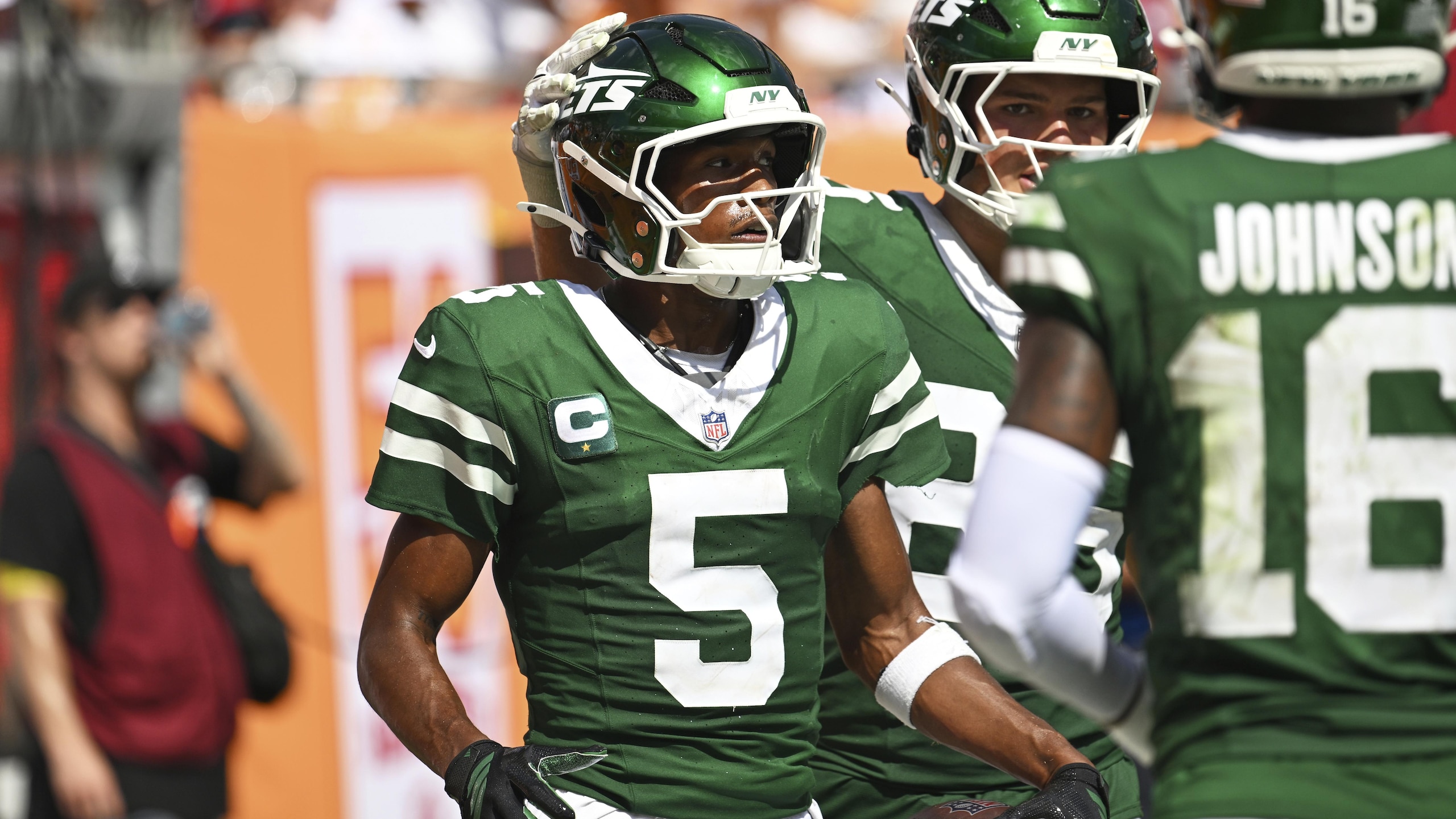 Jets Buccaneers Football