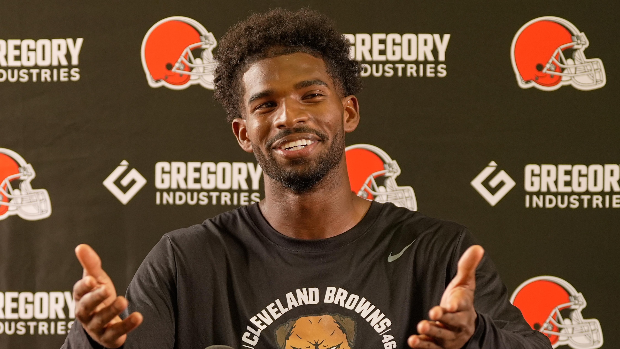 Browns Camp Football