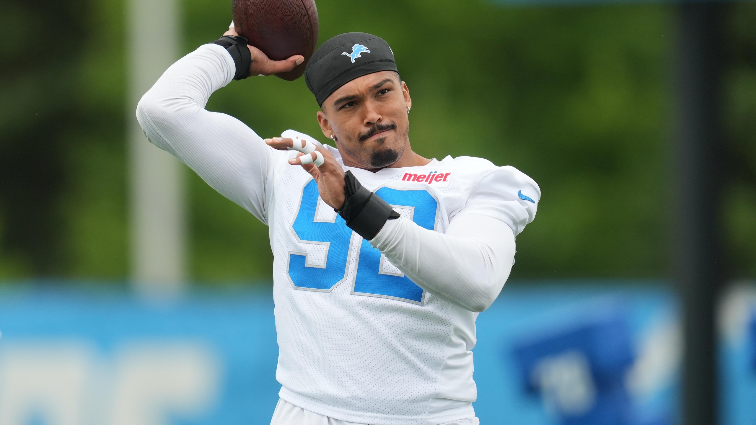 Lions Football
