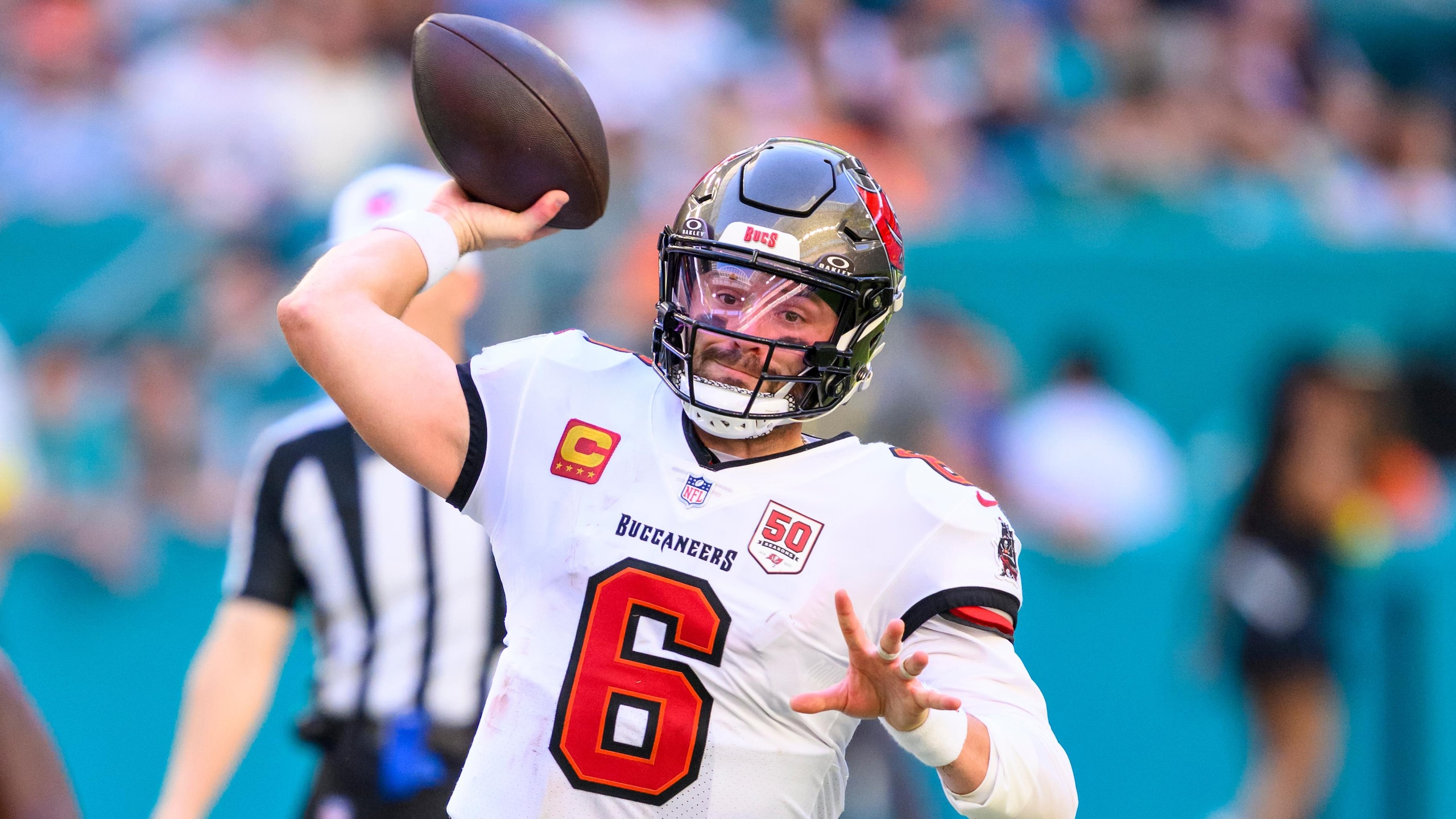 Buccaneers Dolphins Football