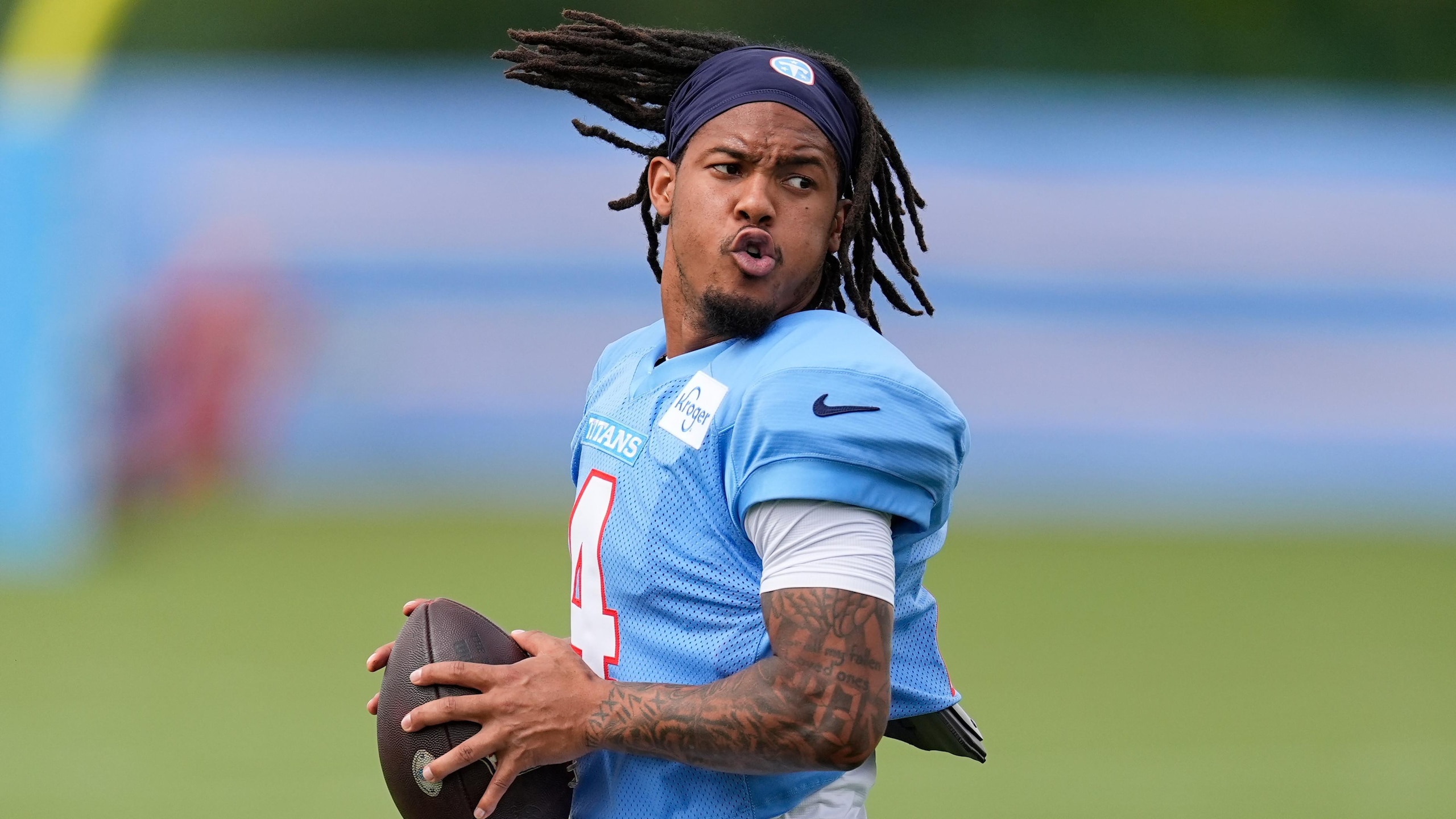 Titans Camp Football